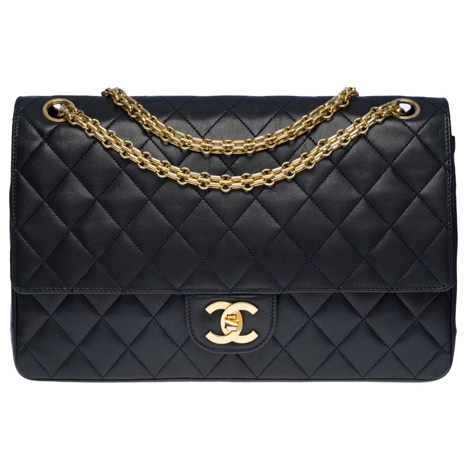 Beautiful Chanel Timeless/Classic handbag 27cm with lined flap in navy ...