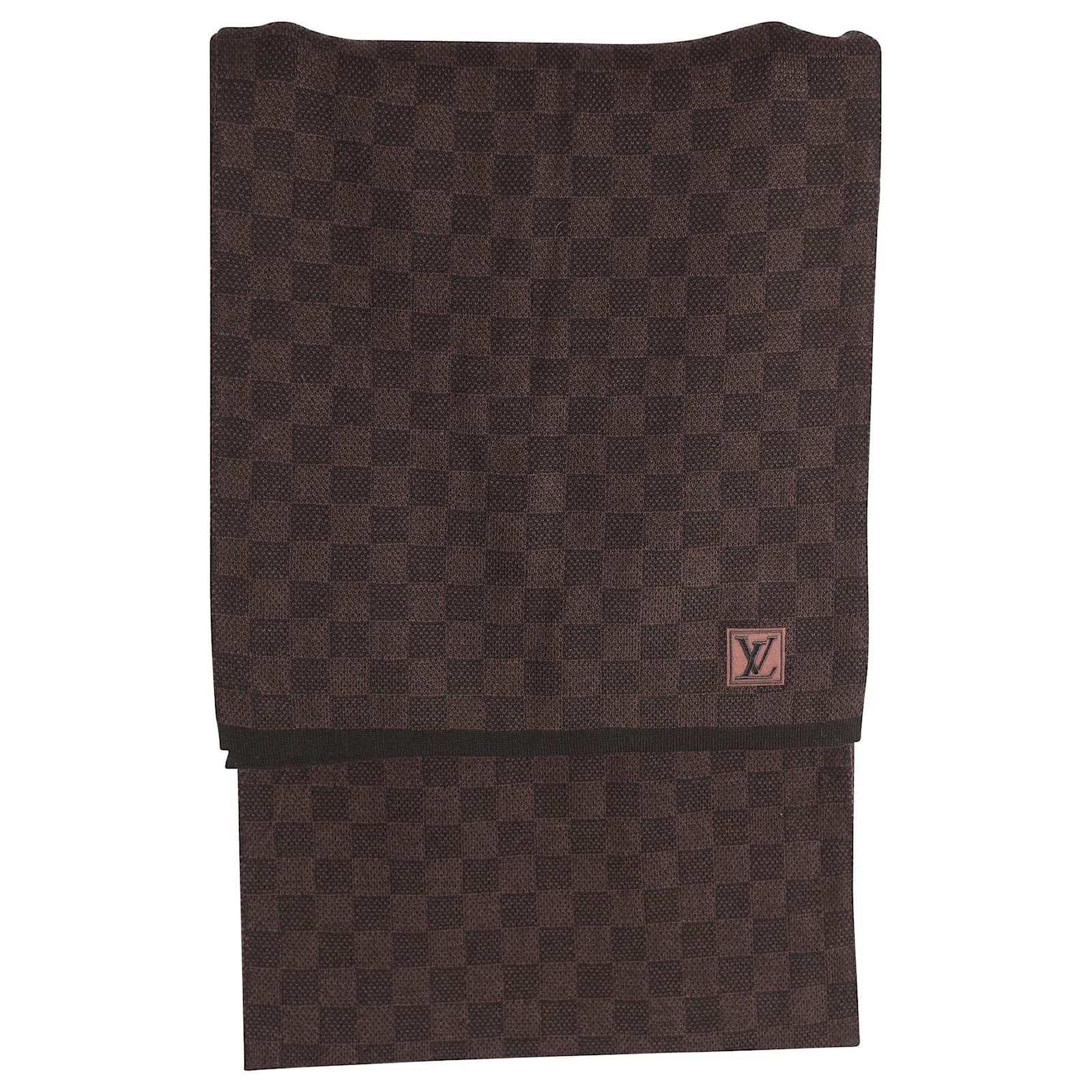 Louis Vuitton Petit Damier Scarf in Brown Wool ref.630230 - Joli