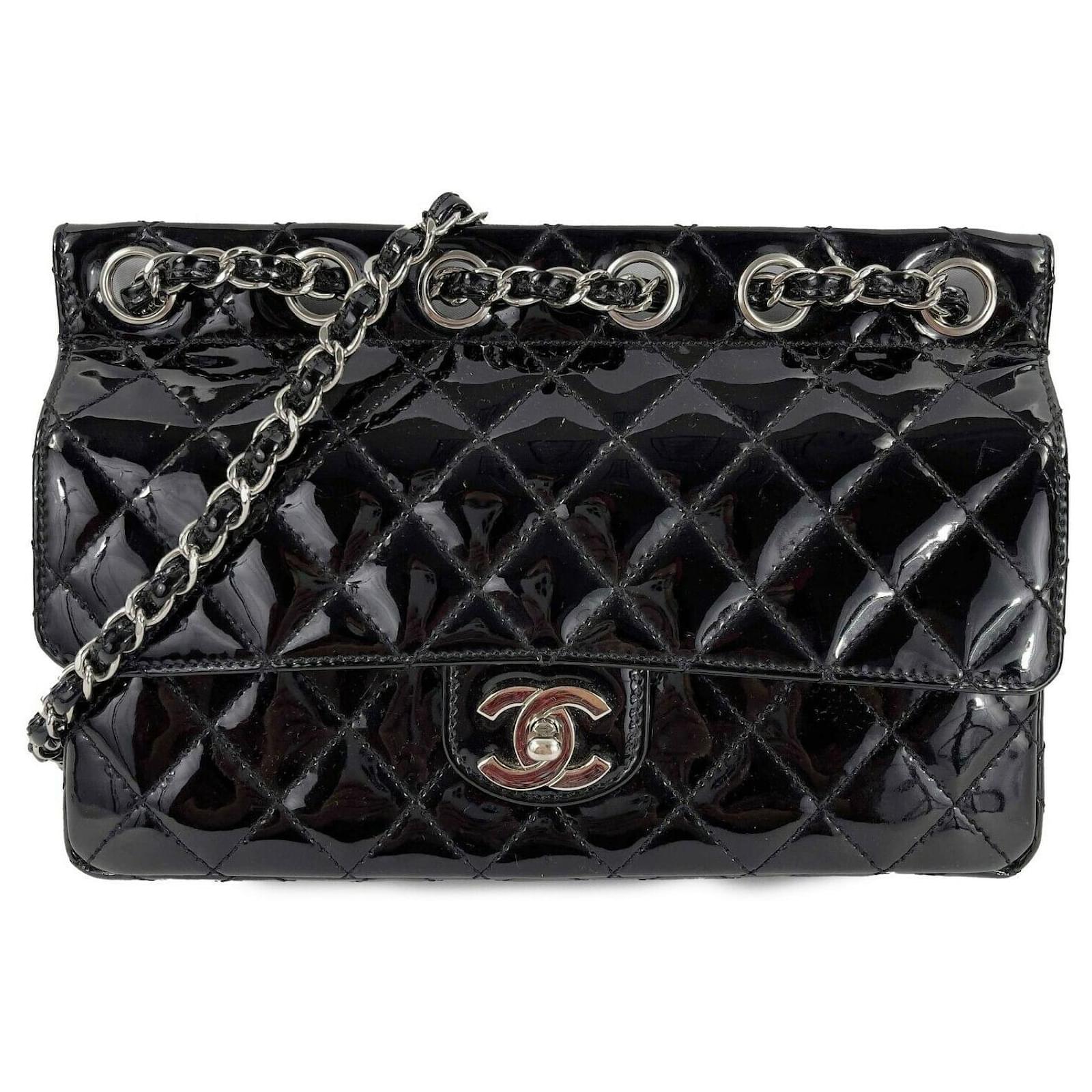 Chanel 05 Patent Chain Through Flap Bag Quilted - Black / Silver-tone  Crossbody Leather ref.630327 - Joli Closet