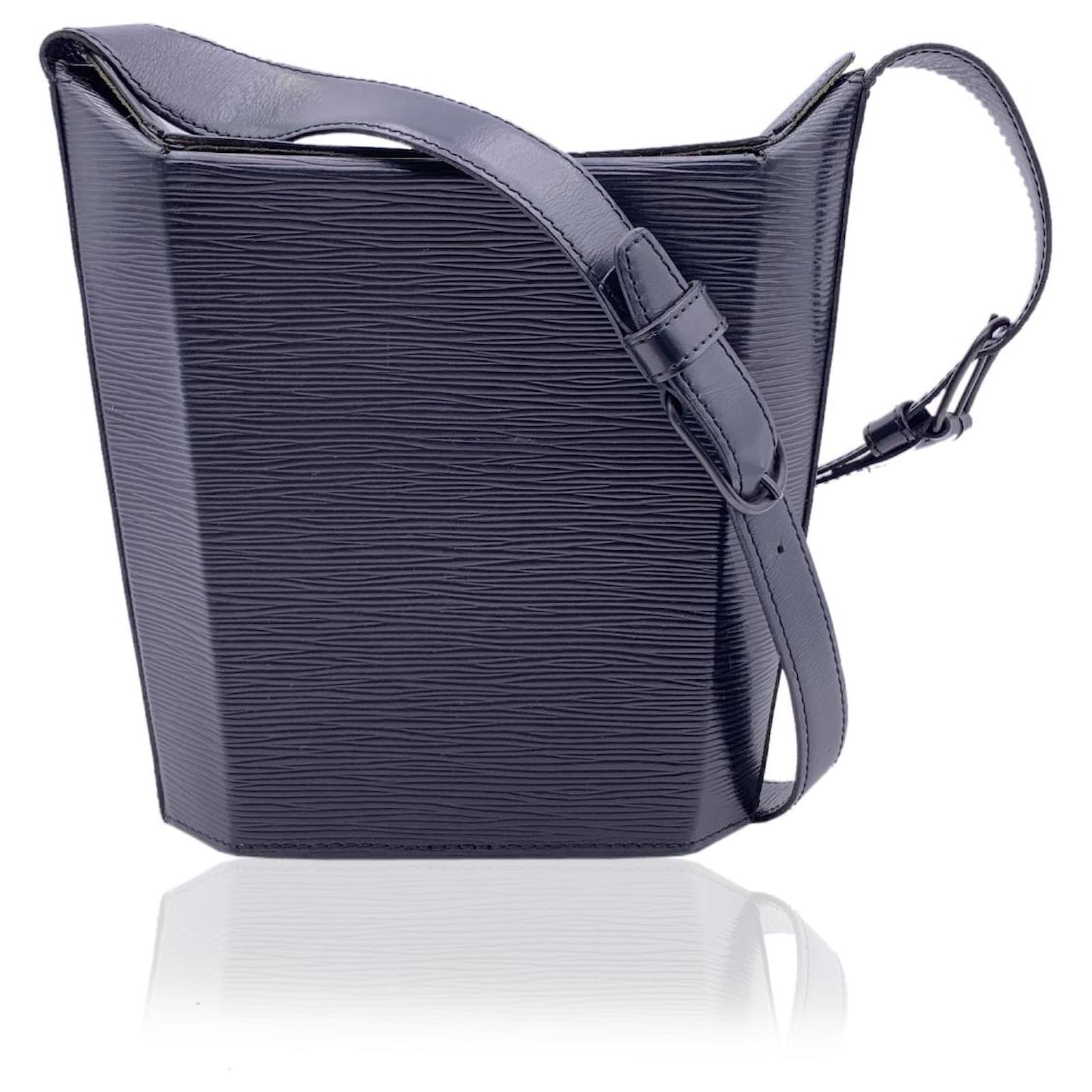 Louis Vuitton Vintage Black Epi Leather Sac Seau Shoulder Bucket