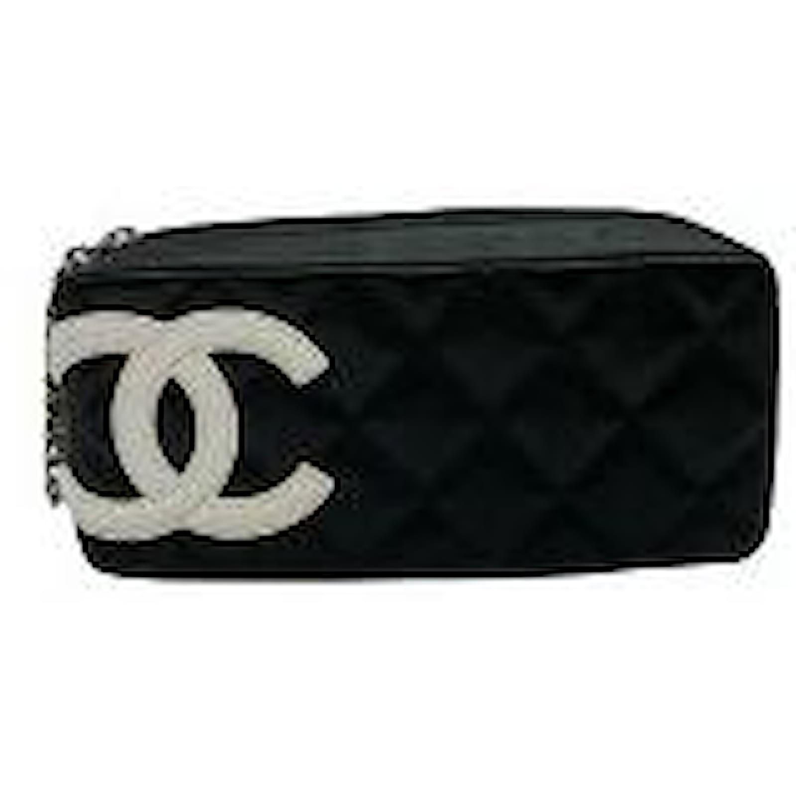 Chanel CHANEL Coco Mark Cosmetic Pouch A29805 SV Metal Fittings