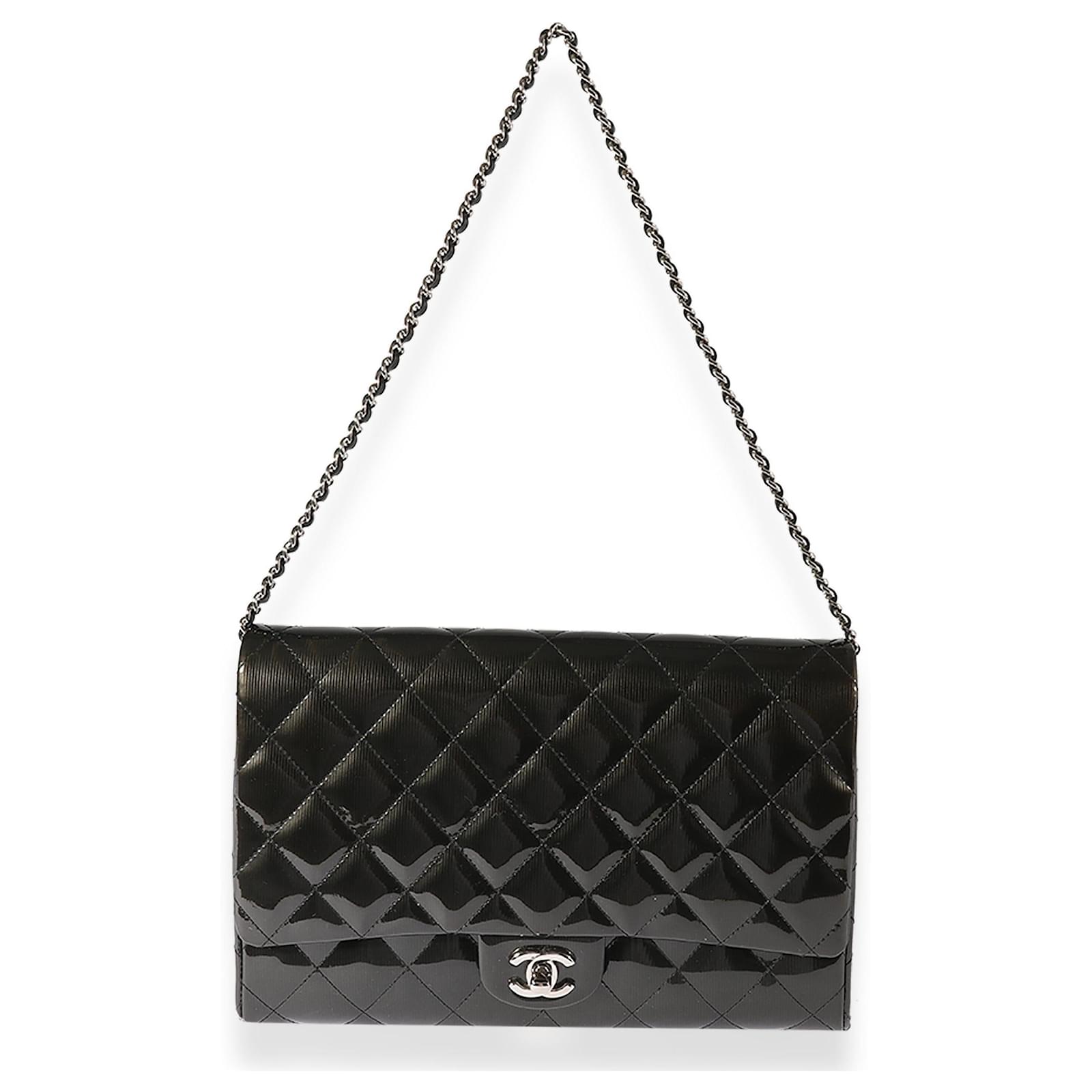 Chanel Black Vertical Stripe Patent Classic Flap Clutch With Chain Leather  ref.632702 - Joli Closet