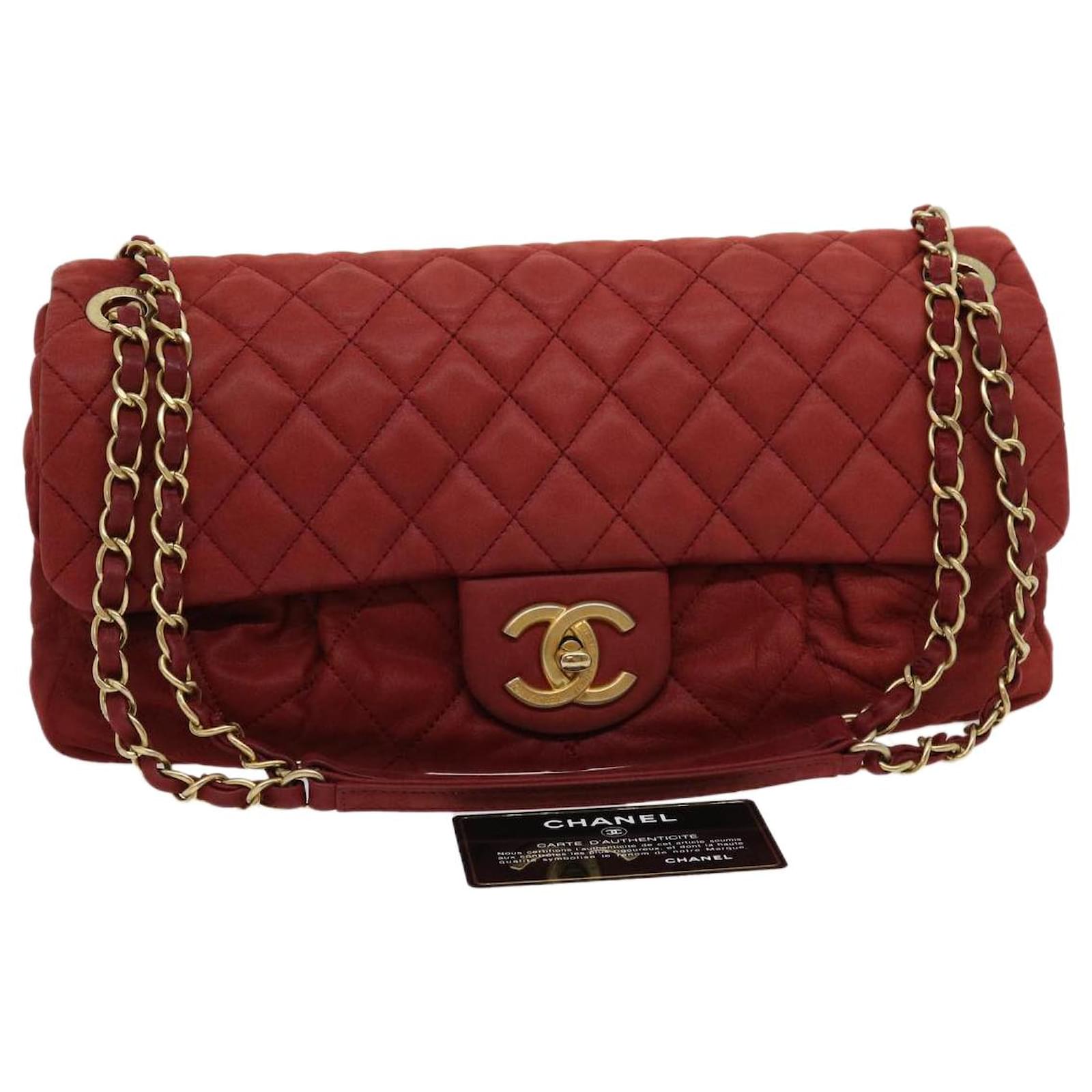 CHANEL Matelasse Chain Shoulder Bag Leather Red CC Auth yk4927 ref