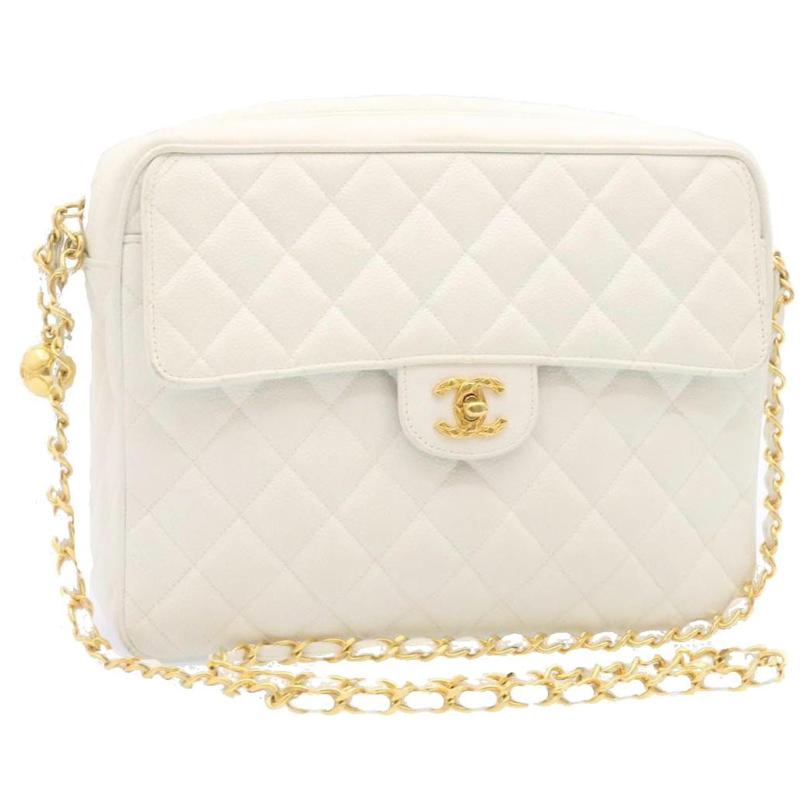 Handbags Chanel Chanel Matelasse Chain Shoulder Bag Caviar Skin Gold White CC Auth am1370ga