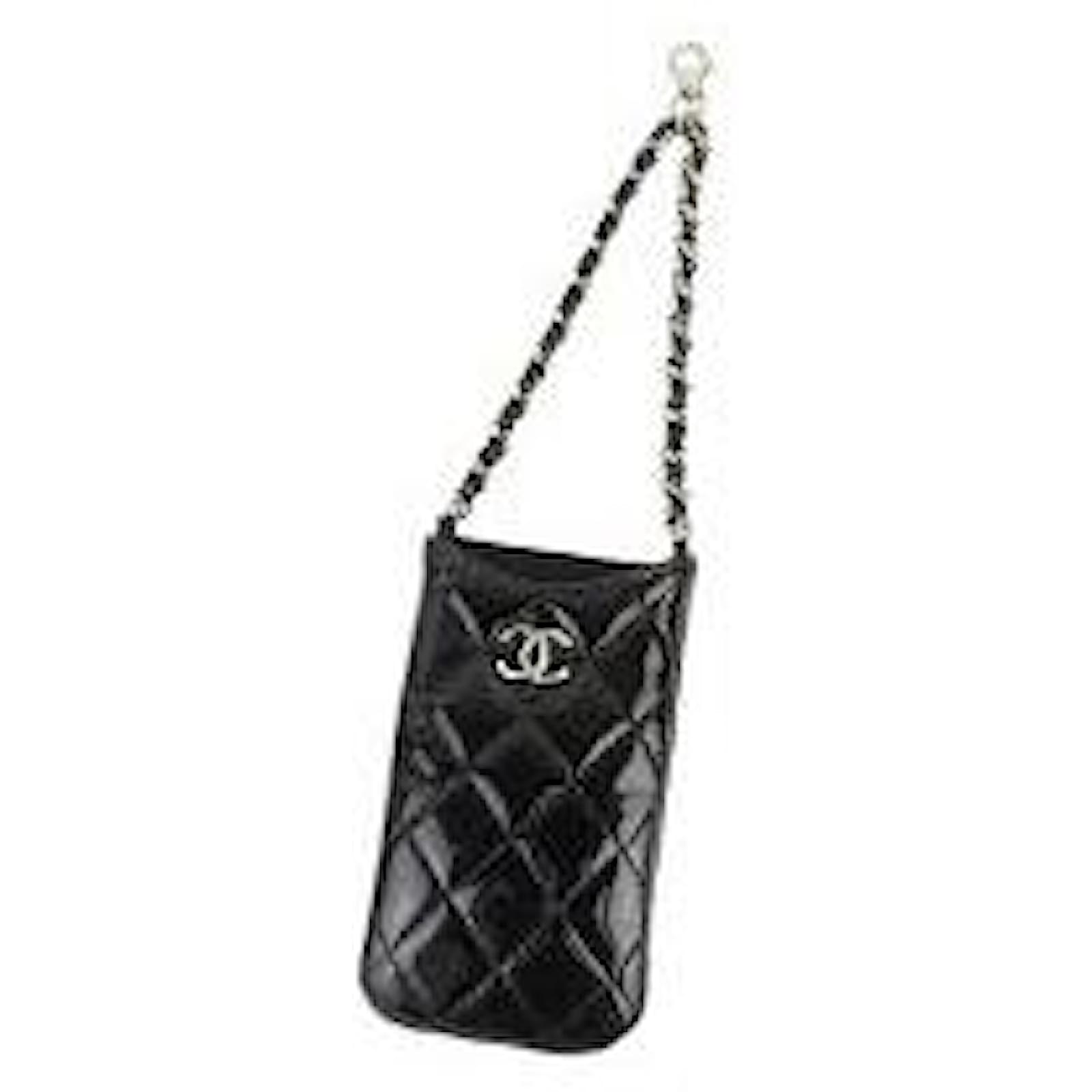 Chanel CHANEL Matrusse Chain Pouch Small Items Container Coco Mark Enamel  Black Black Ladies Silver Fittings ref.634543 - Joli Closet