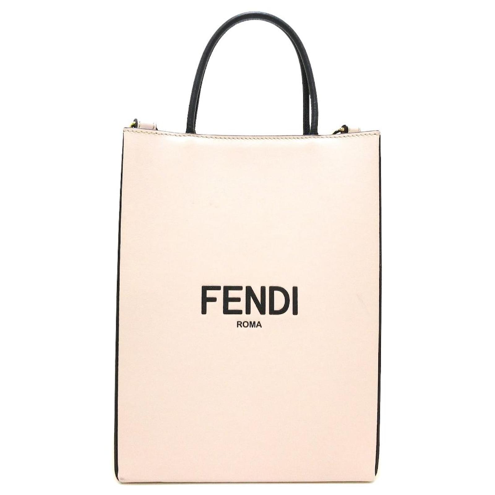 Fendi Shopper bag Beige Leather ref.635313 - Joli Closet