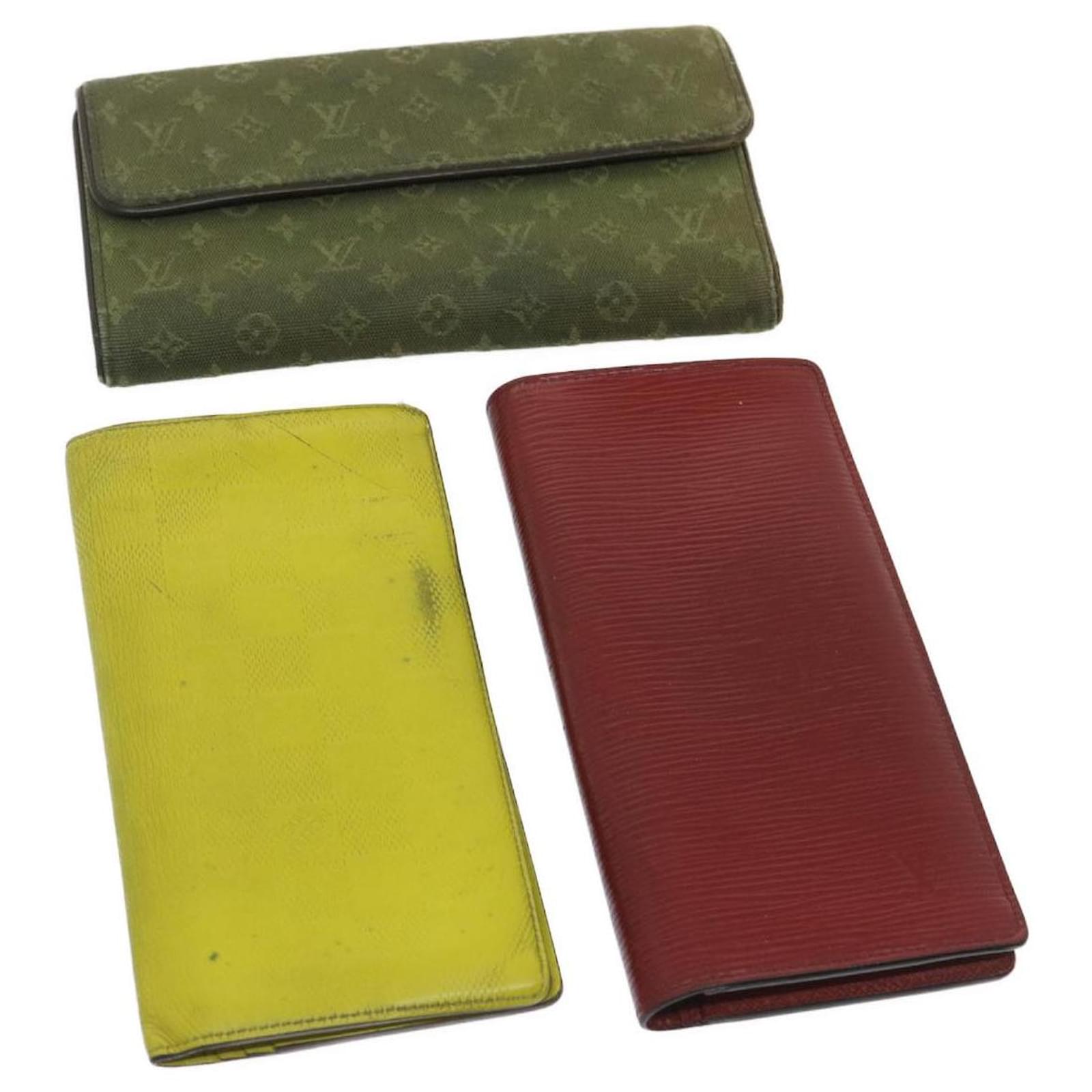LOUIS VUITTON Monogram Mini Epi Long Wallet 3Set Khaki Red Yellow LV Auth  29464 Leather ref.636311 - Joli Closet
