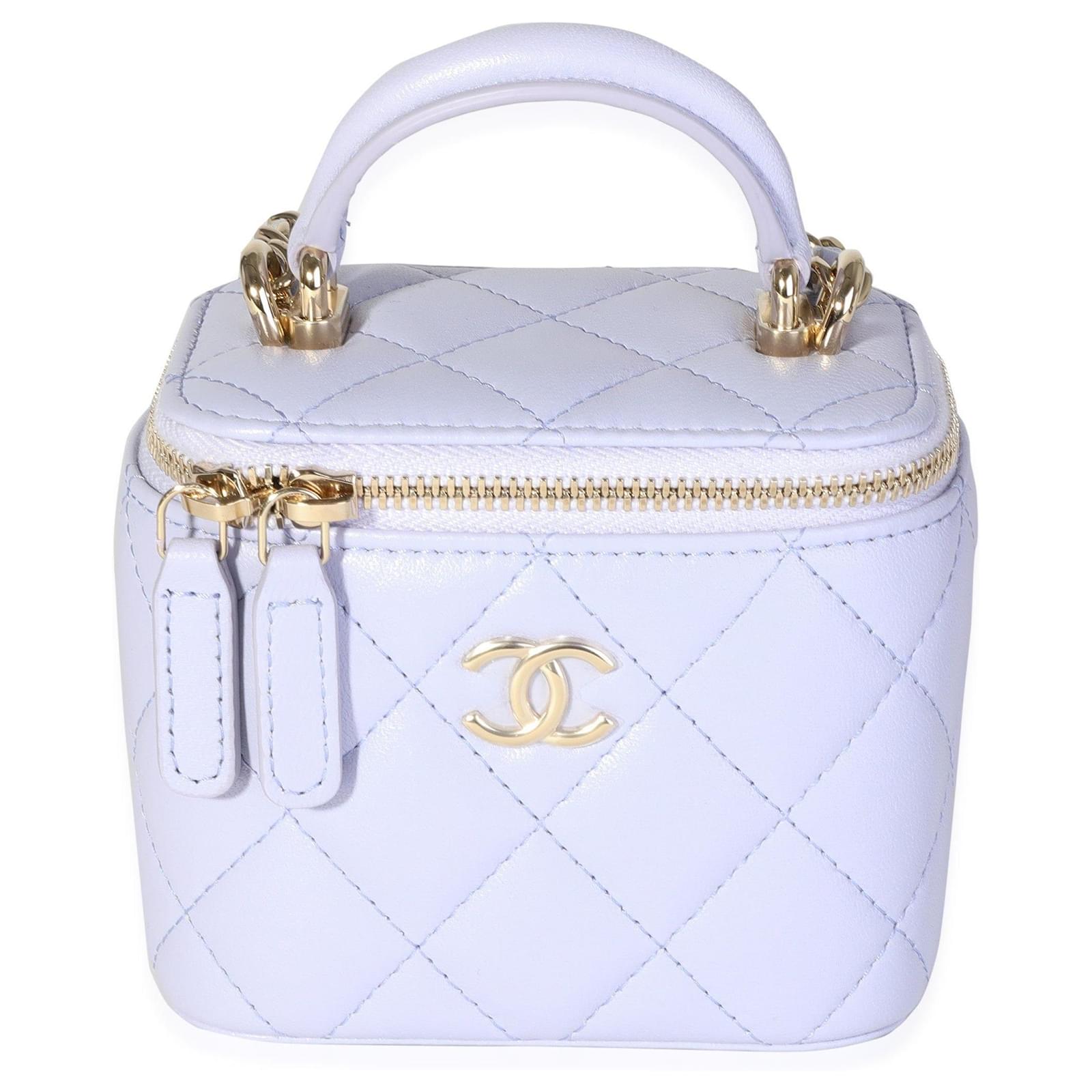 Chanel Lavender Lambskin Vanity Bag With Chain Purple Leather ref.637229 -  Joli Closet