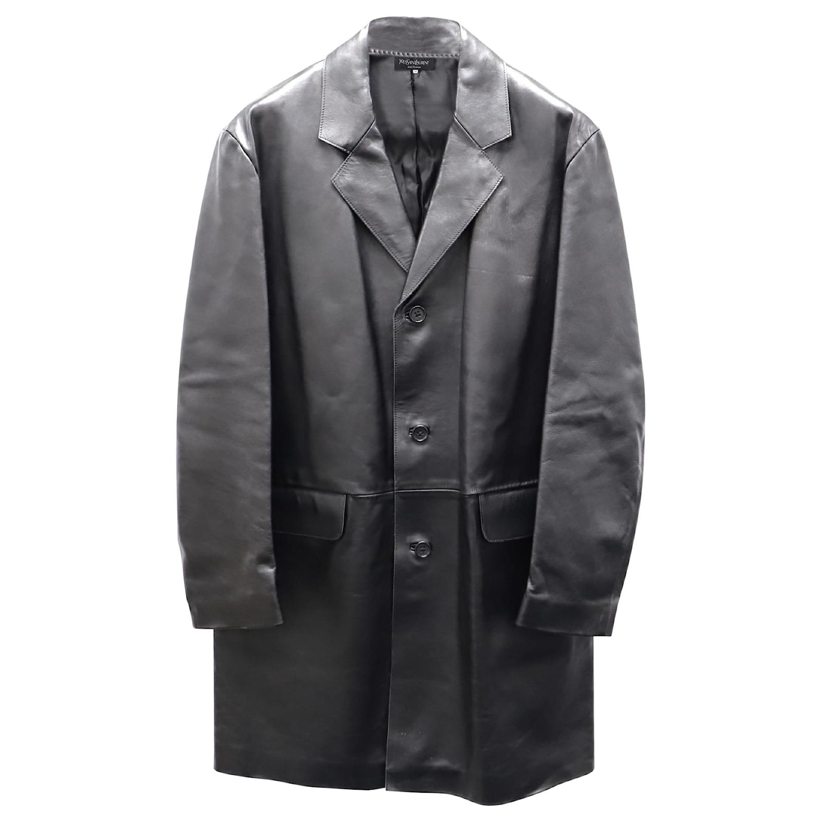 Yves Saint Laurent Manteau ?� Simple Boutonnage en Cuir Noir ref.637739 - Joli Closet
