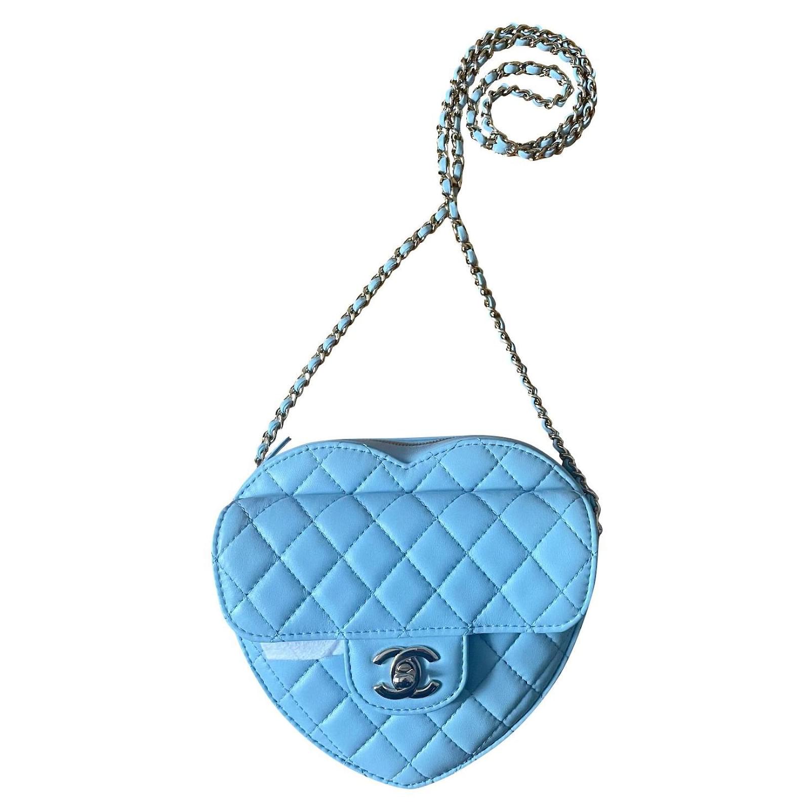 Timeless Chanel heart Light blue Leather ref.639362 - Joli Closet