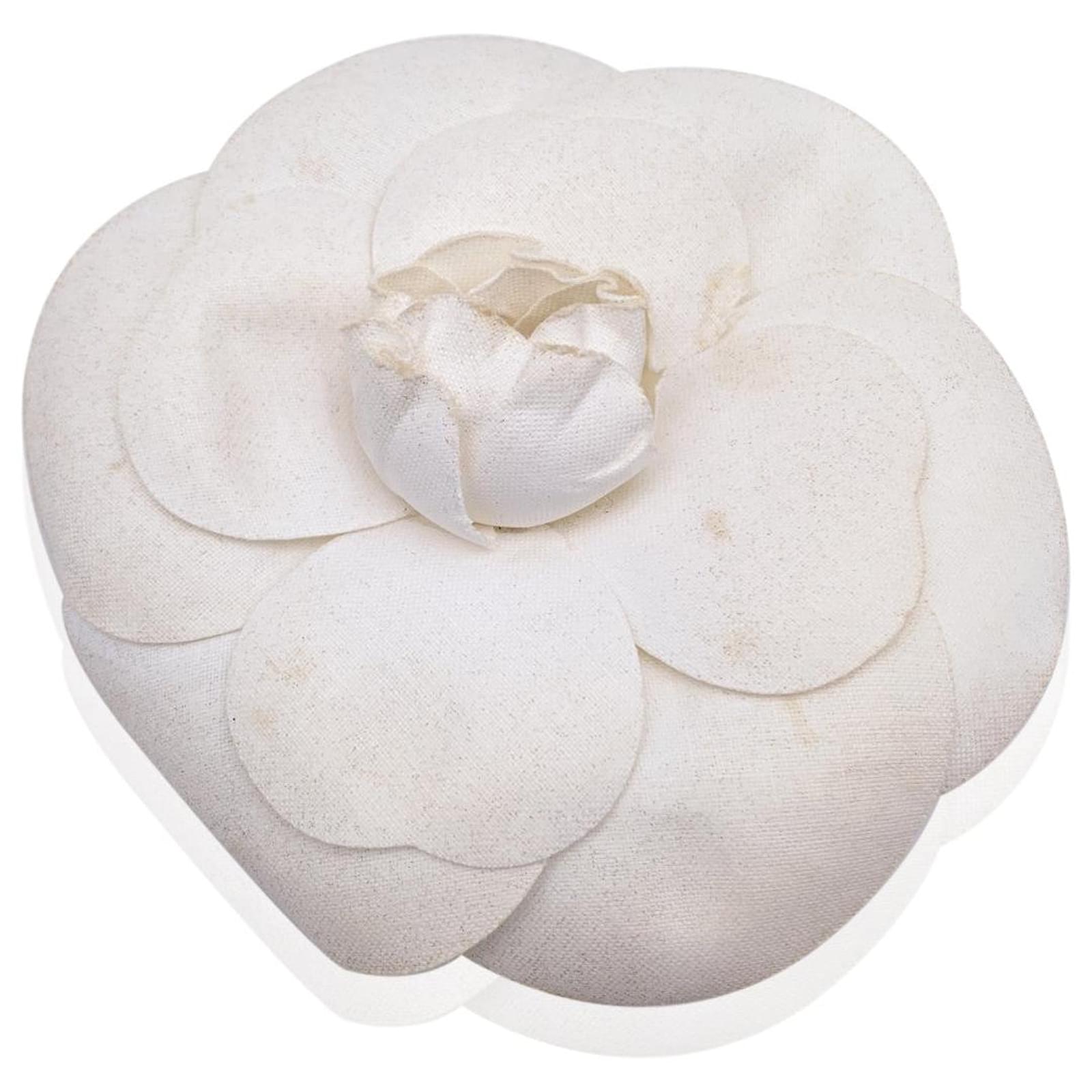 Chanel Vintage White Silk Flower Camelia Camellia Brooch Pin