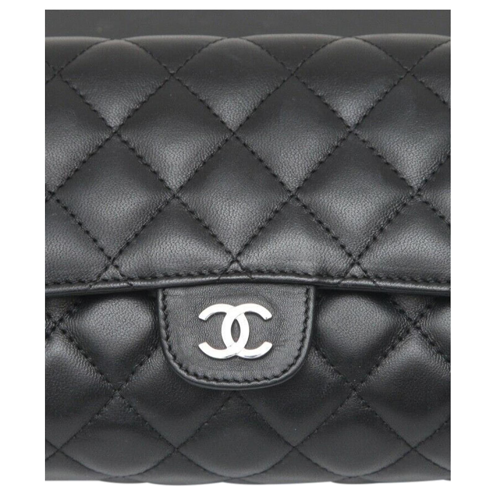 Chanel Chanel Black Lambskin Leather Quilted O-case Clutch Bag