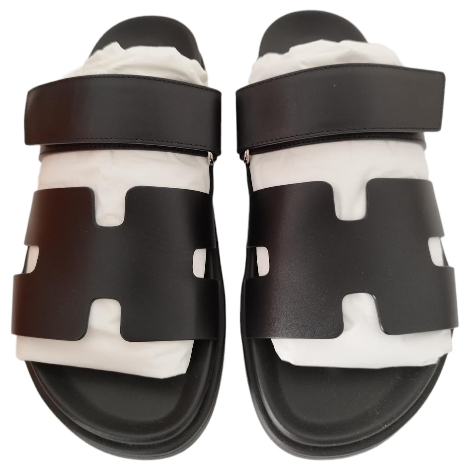 Hermès Hermes Chypre sandals in black leather ref.648389 - Joli Closet
