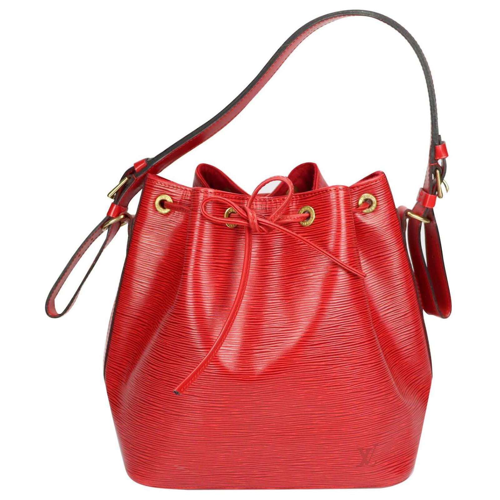 Louis Vuitton Epi Leather Petite Noe Shoulder Bag MM