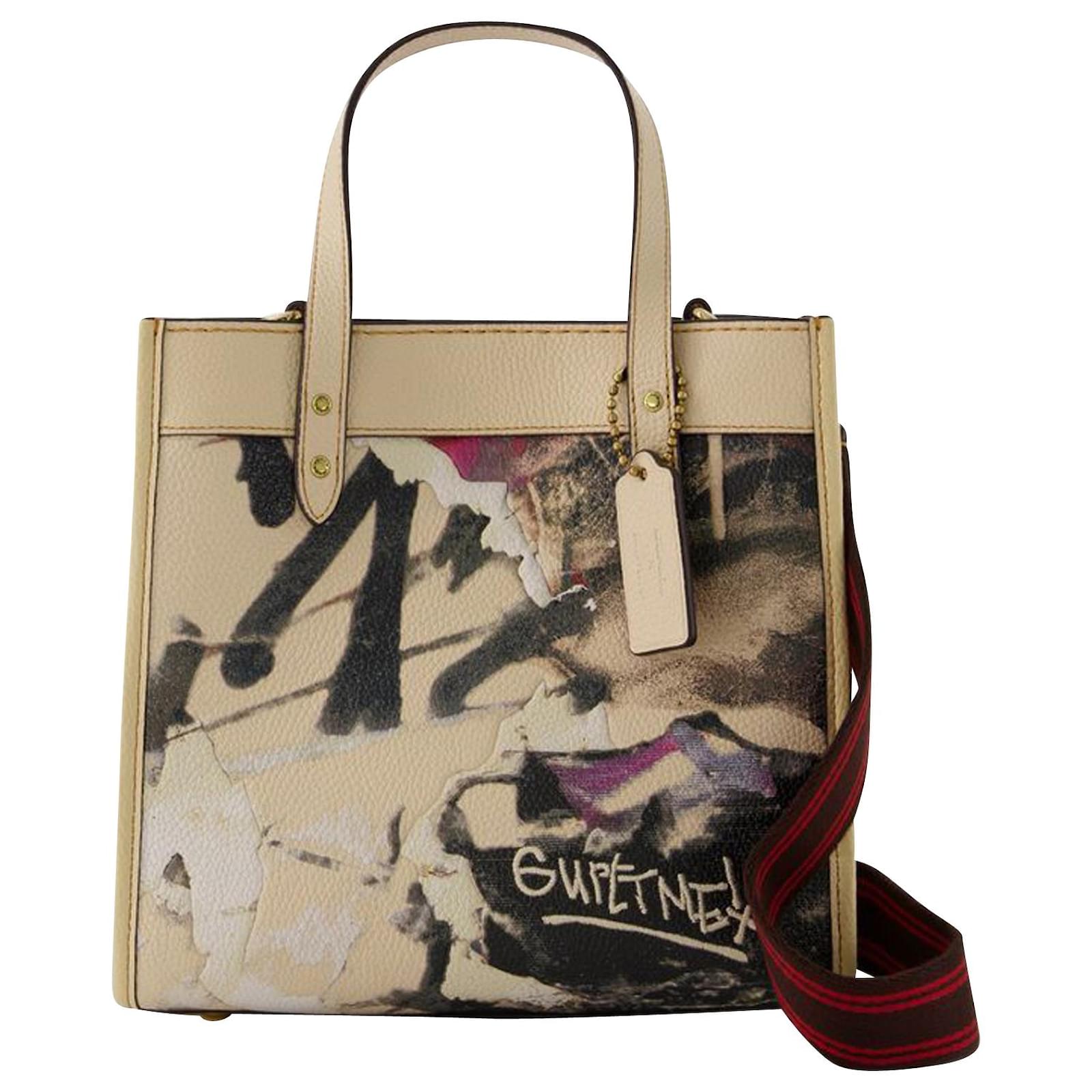 Coach X Mint And Serf Field Tote 22 Beige Leather ref.650877 Joli Closet