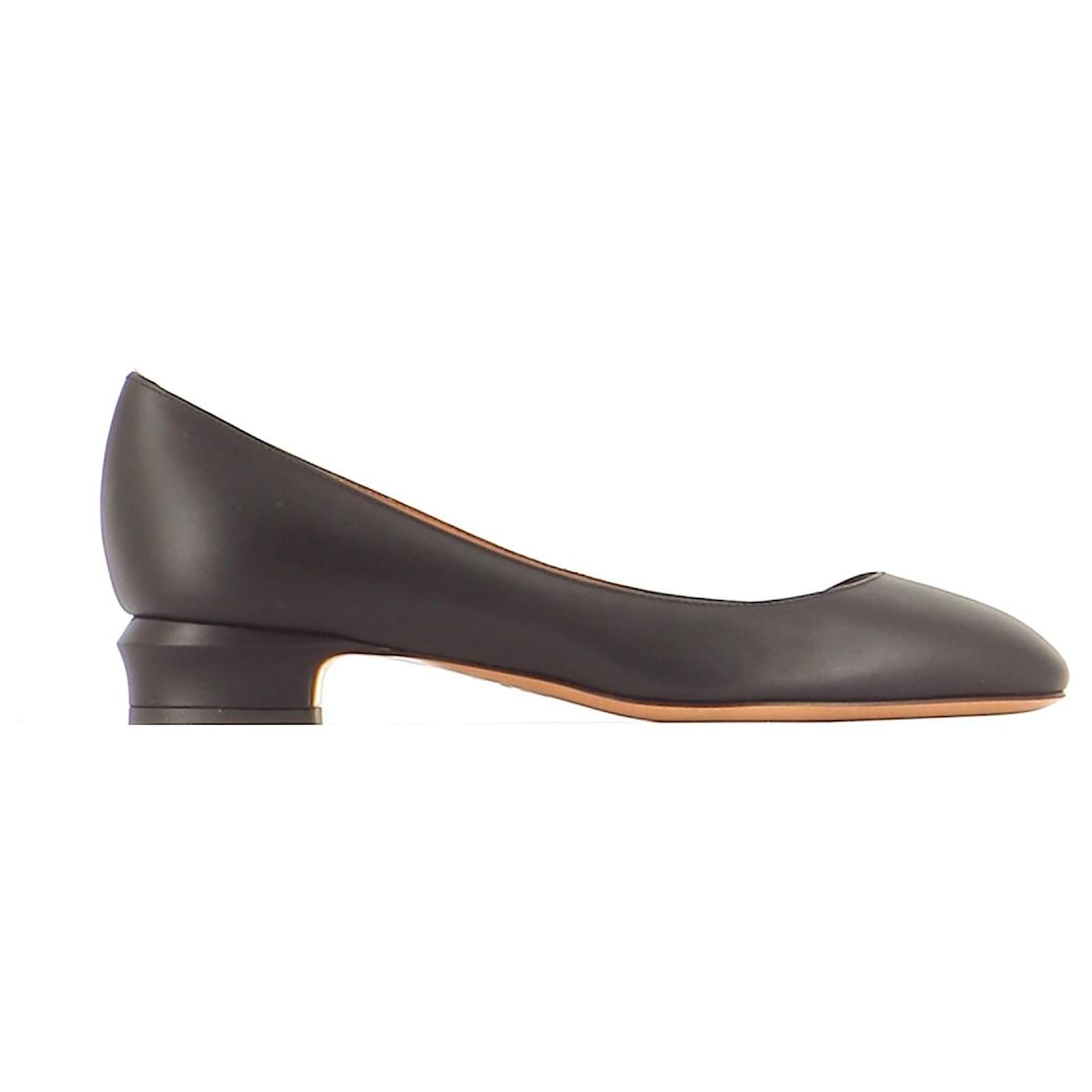 Valentino Ballet flats Black Leather ref.654736 - Joli Closet