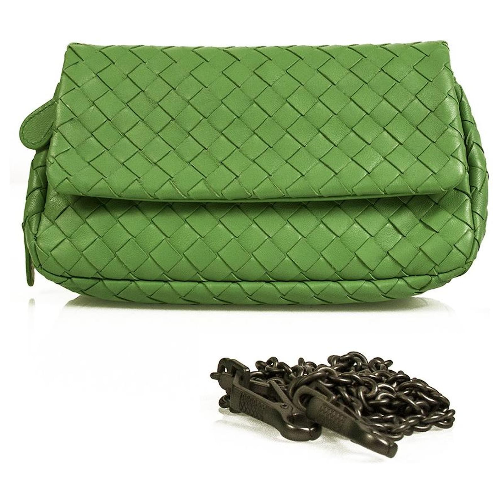 BOTTEGA VENETA Green Intrecciato Woven Nappa Leather clutch
