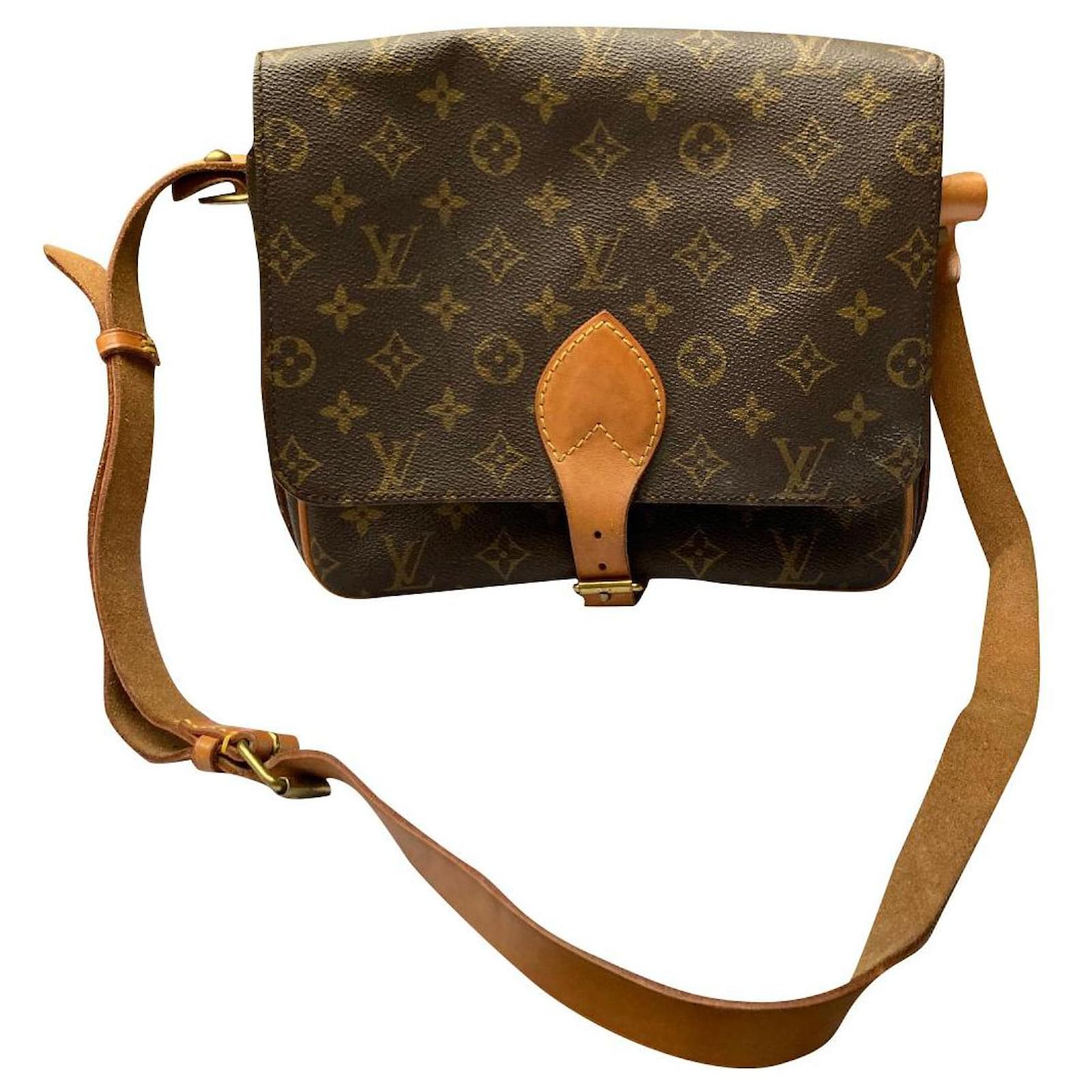 SAC A MAIN FEMME LOUIS VUITTON CARTOUCHIERE VERS 1978