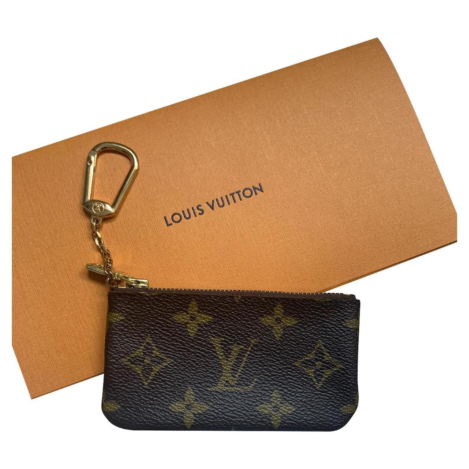 Louis Vuitton Tasca portachiavi LV nuova Marrone ref.193934 - Joli Closet