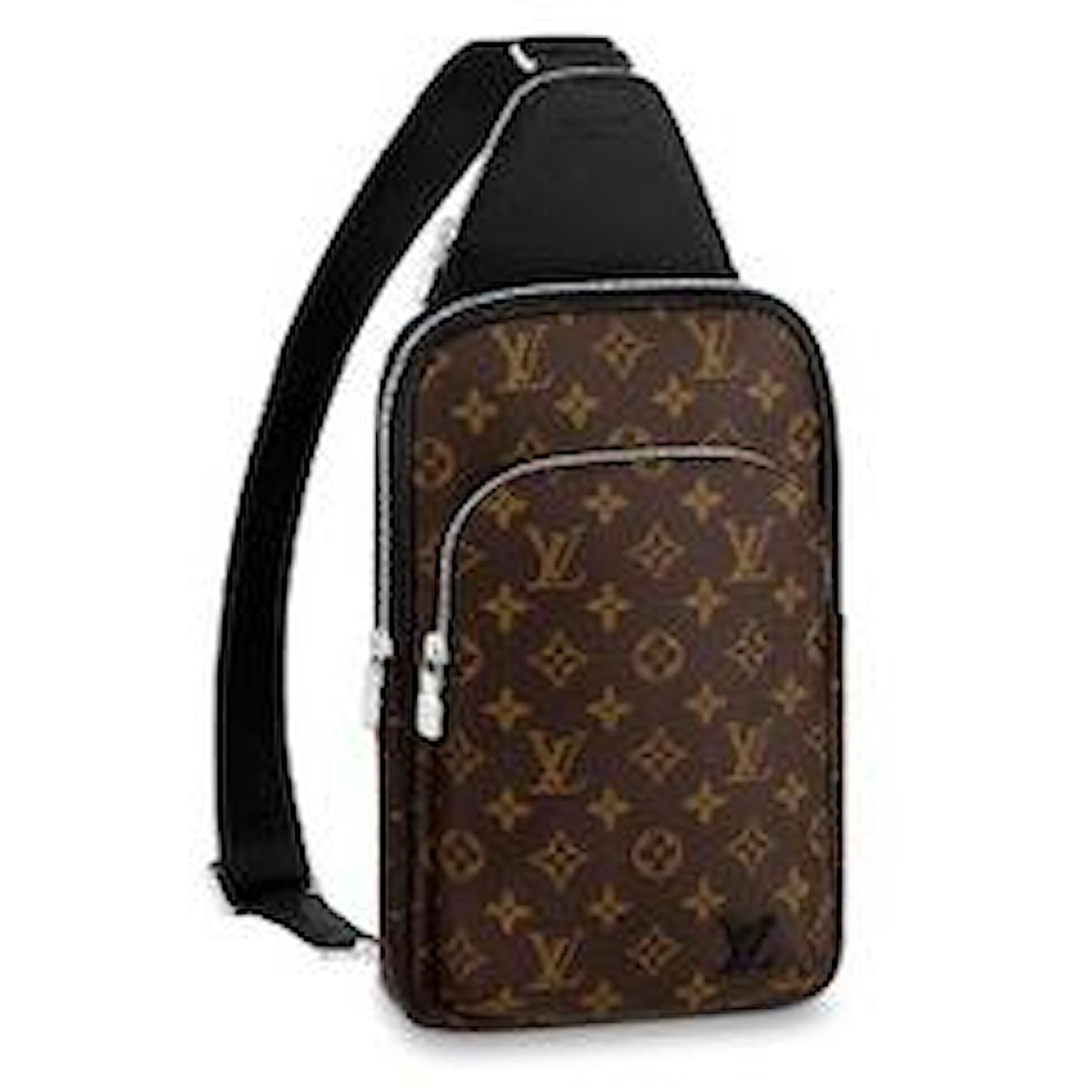 Louis Vuitton LV Avenue slingbag monogram canvas Brown ref.661639 - Joli  Closet