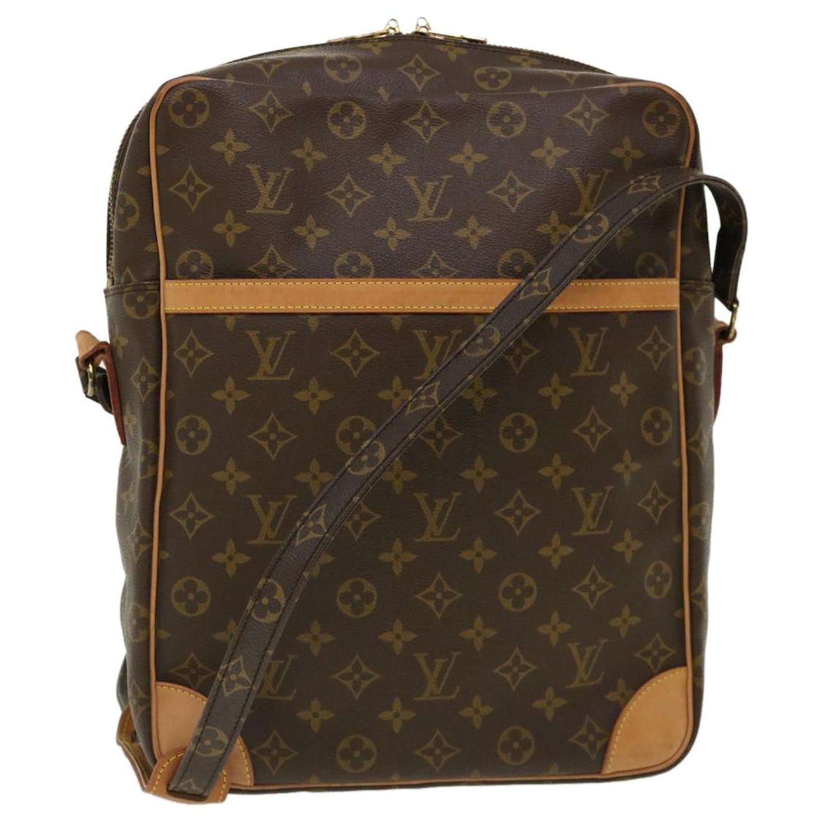 LOUIS VUITTON Louis Vuitton Danube GM Monogram M45262 Shoulder Bag