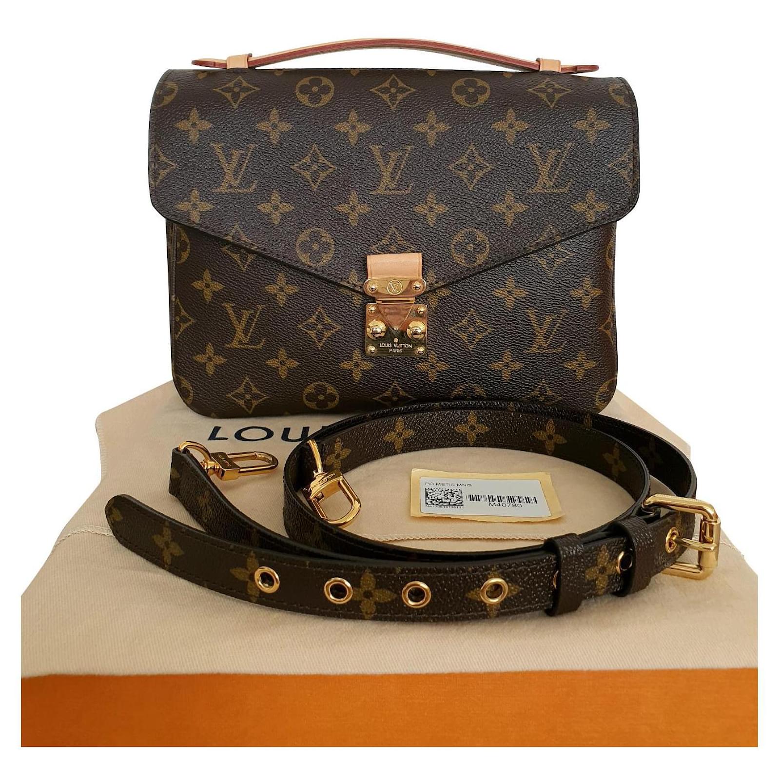 Used Louis Vuitton Metis Handbags - Joli Closet