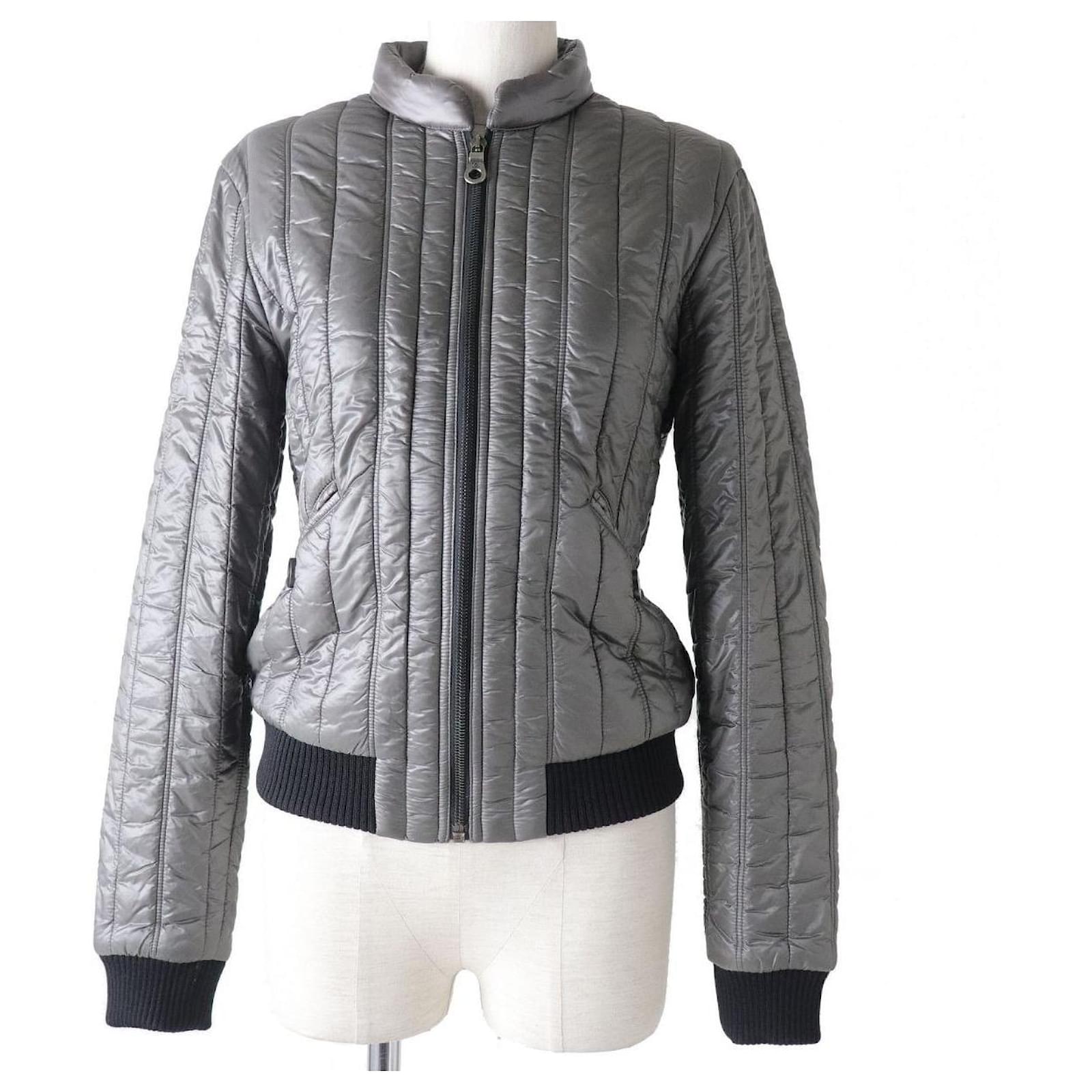 *Chanel Puffer Jacket Grey Synthetic ref.663113 - Joli Closet