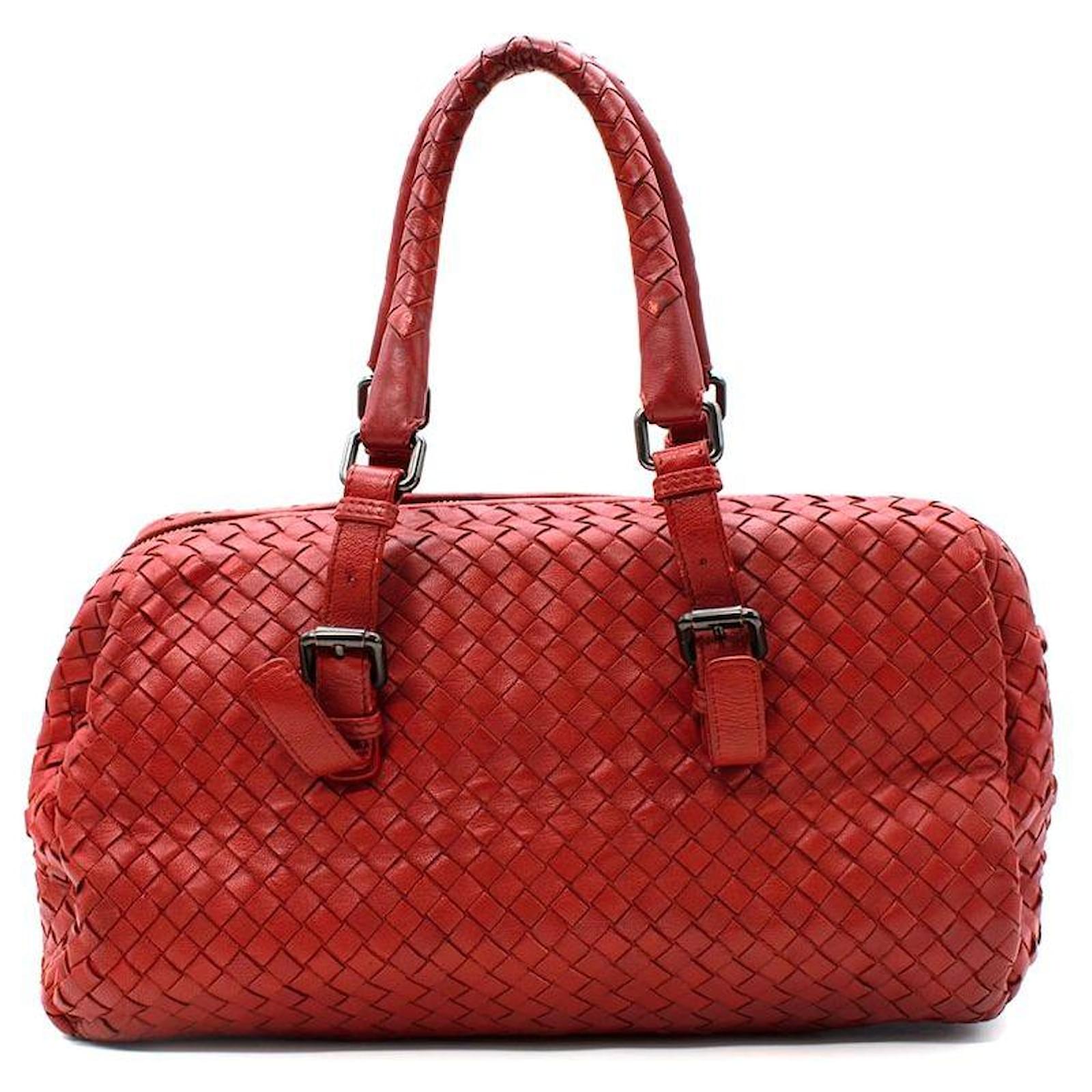 Pre Loved Bottega Veneta Mini Intrecciato Crossbody Bag in Crimson Red Leather