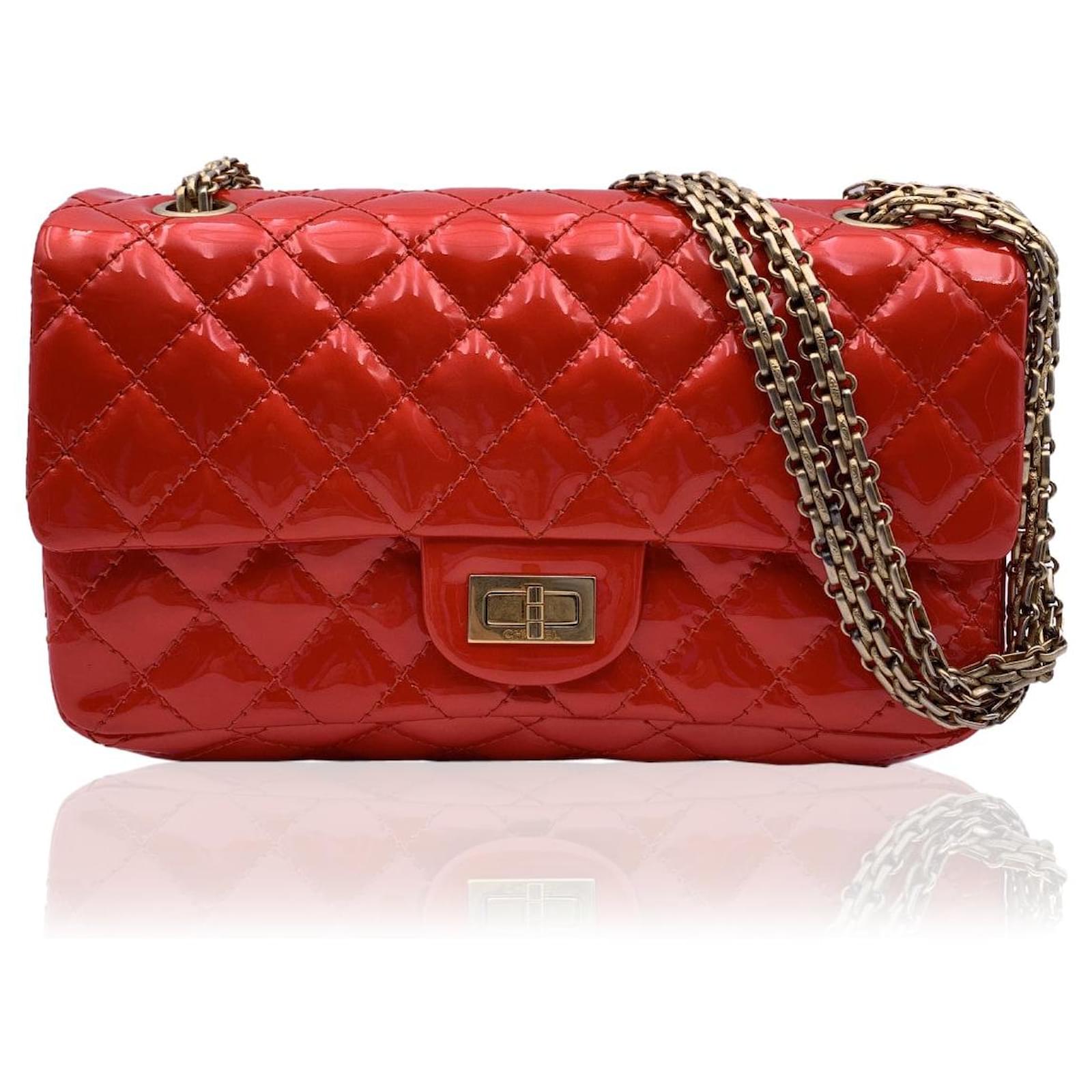 Chanel Red Quilted Patent Leather 2.55 Reissue Accordion Flap Bag  ref.664743 - Joli Closet