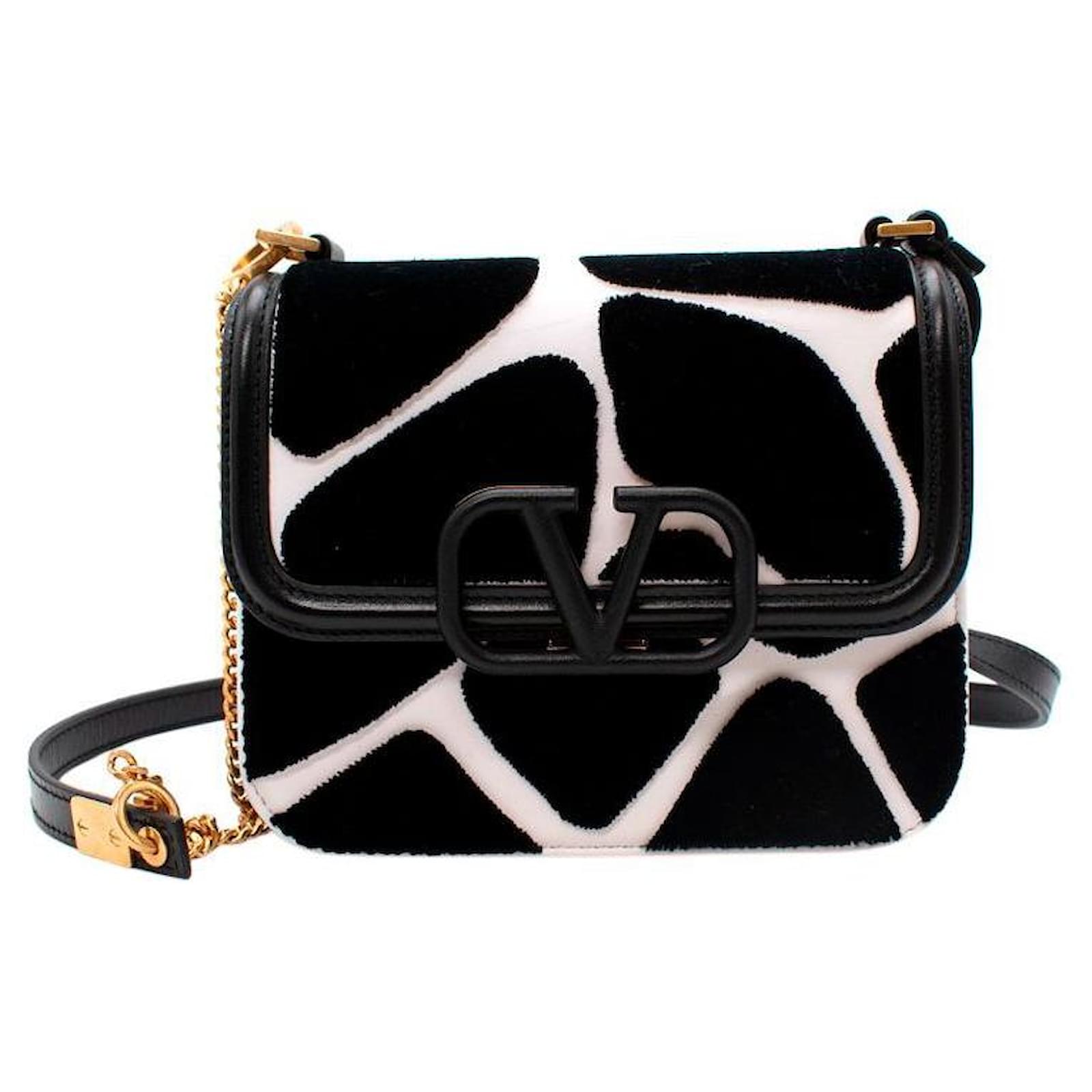 V SLing Small Shoulder Bag