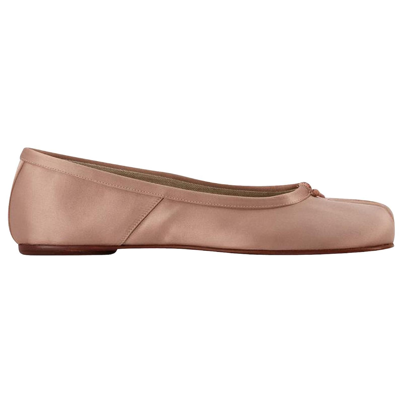 Maison Martin Margiela Ballerina Tabi in Pink Fabric/Leather ref.667719 ...