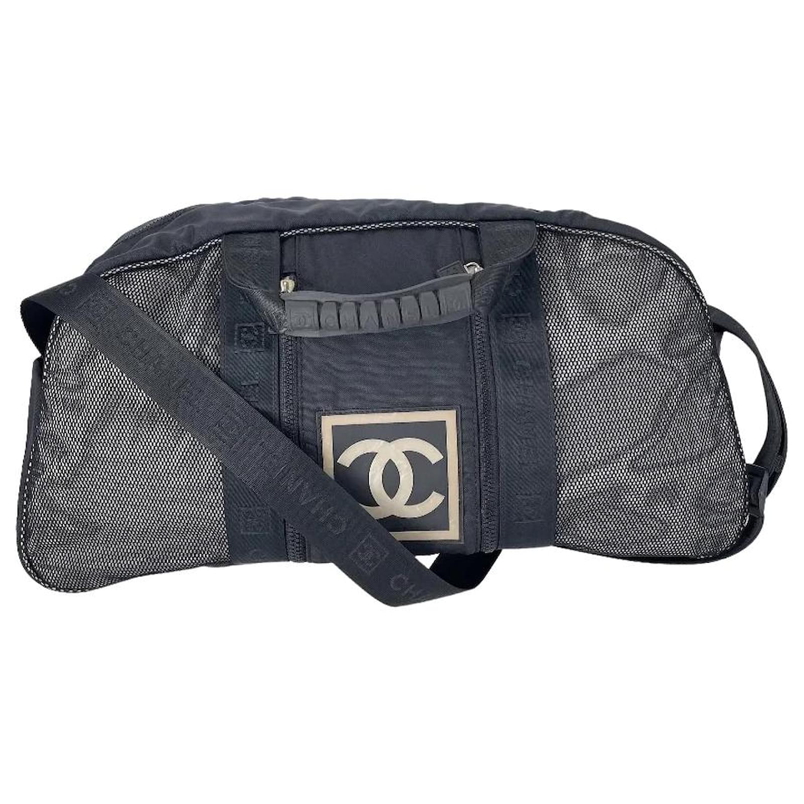 Black Nylon Chanel Travel Bag ref.668601 Joli Closet