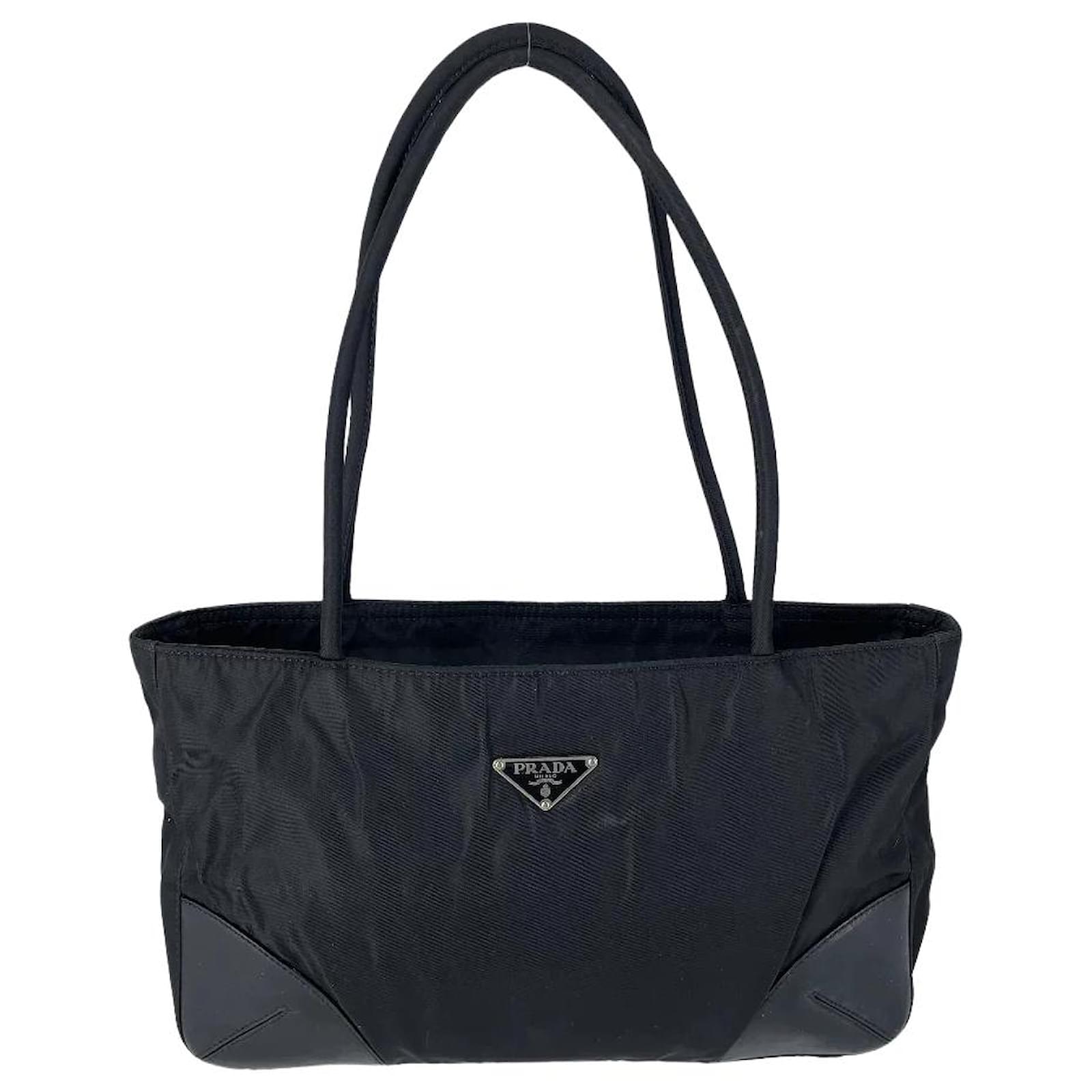 Black Nylon Prada Shoulder Bag ref.668684 Joli Closet