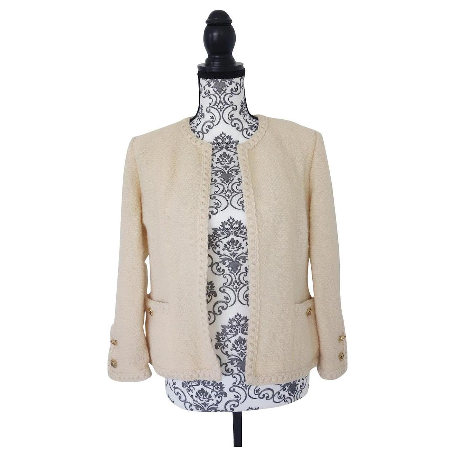 Chanel jacket size 40 Cream Wool ref.670852 - Joli Closet