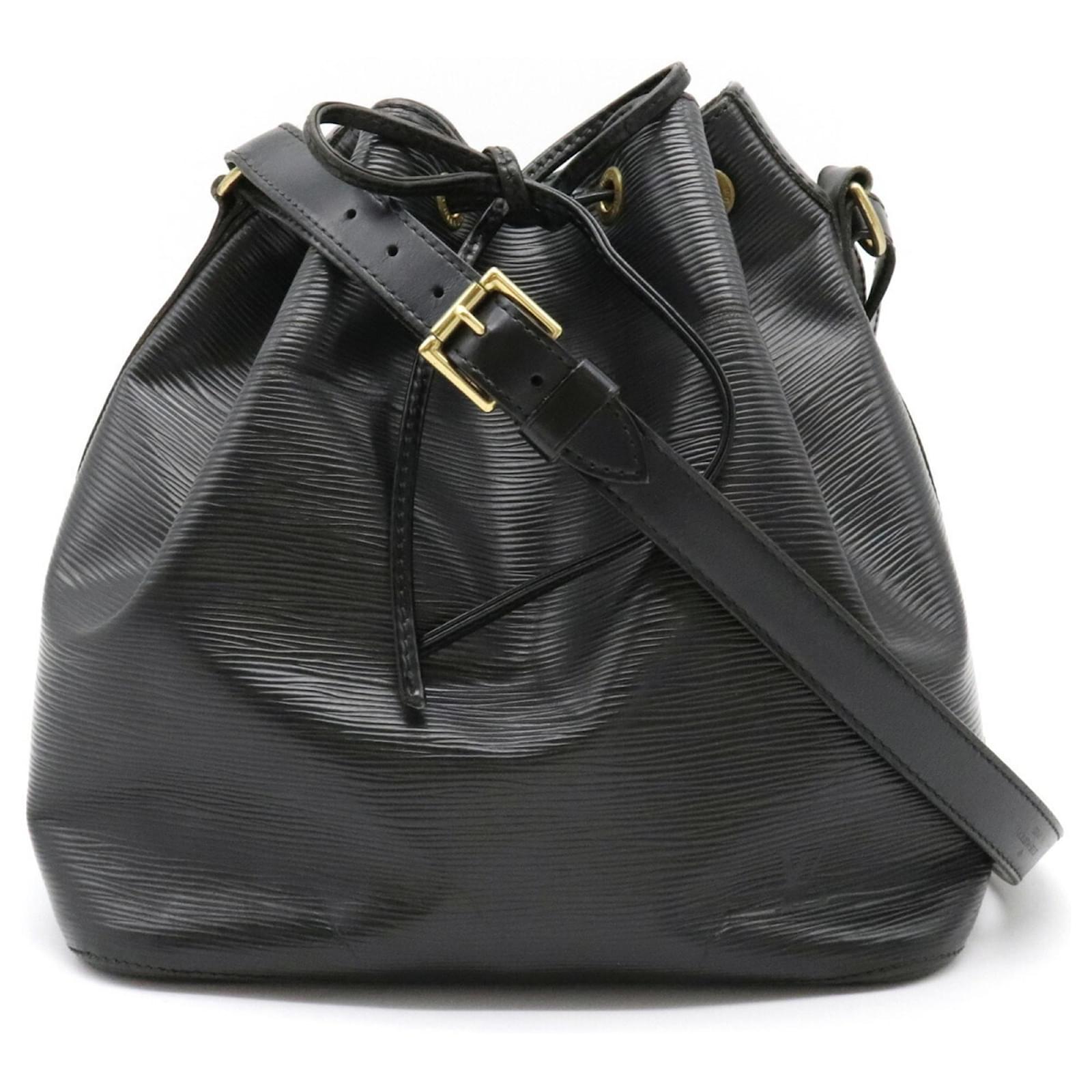 Noe Louis Vuitton Noé Black Leather ref.671221 - Joli Closet
