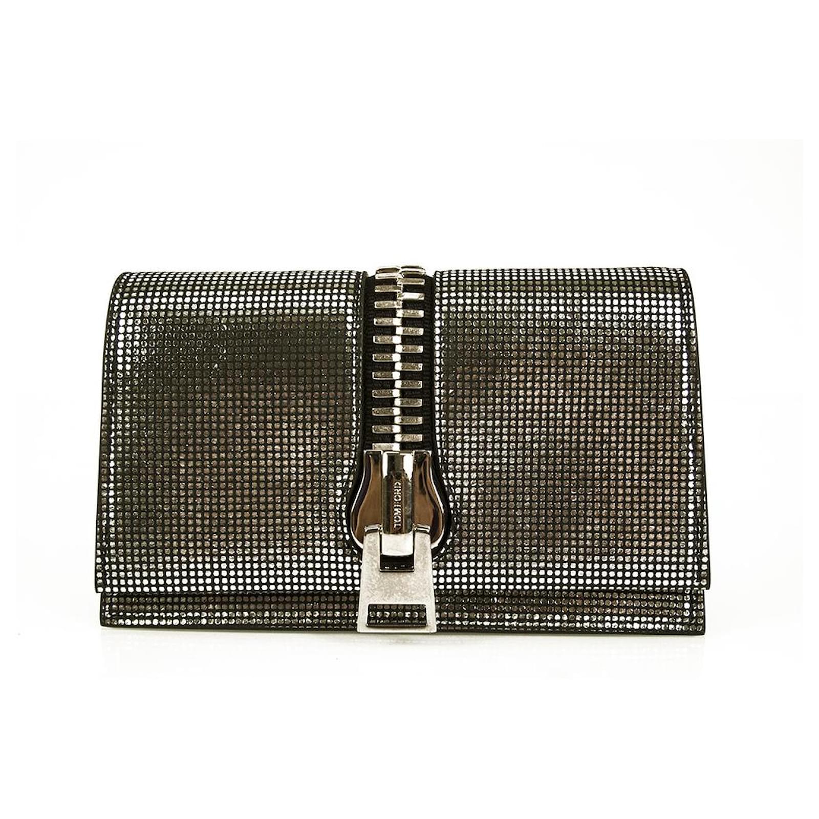 TOM FORD Iconic Large Zip Detail Silver Dotted Leather Clutch Bag Silvery  ref.671990 - Joli Closet