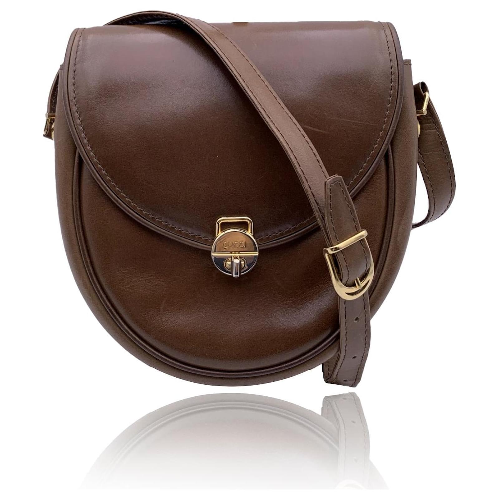Vintage Twist Lock Detail Leather Shoulder Bag