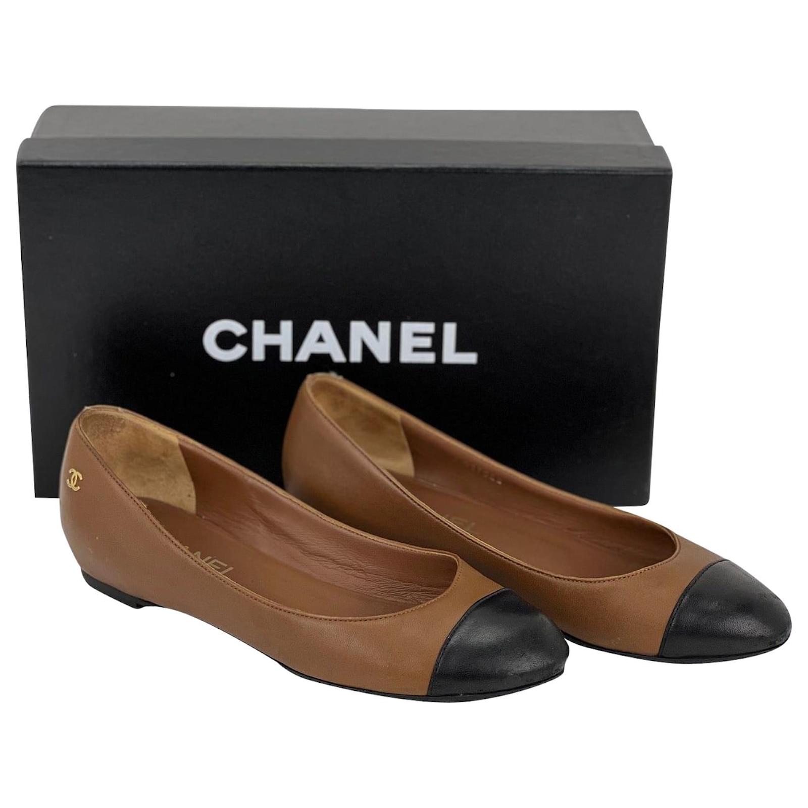 CHANEL Shoes Coco Mark Beige Black Lambskin Leather Flats SZ 36C