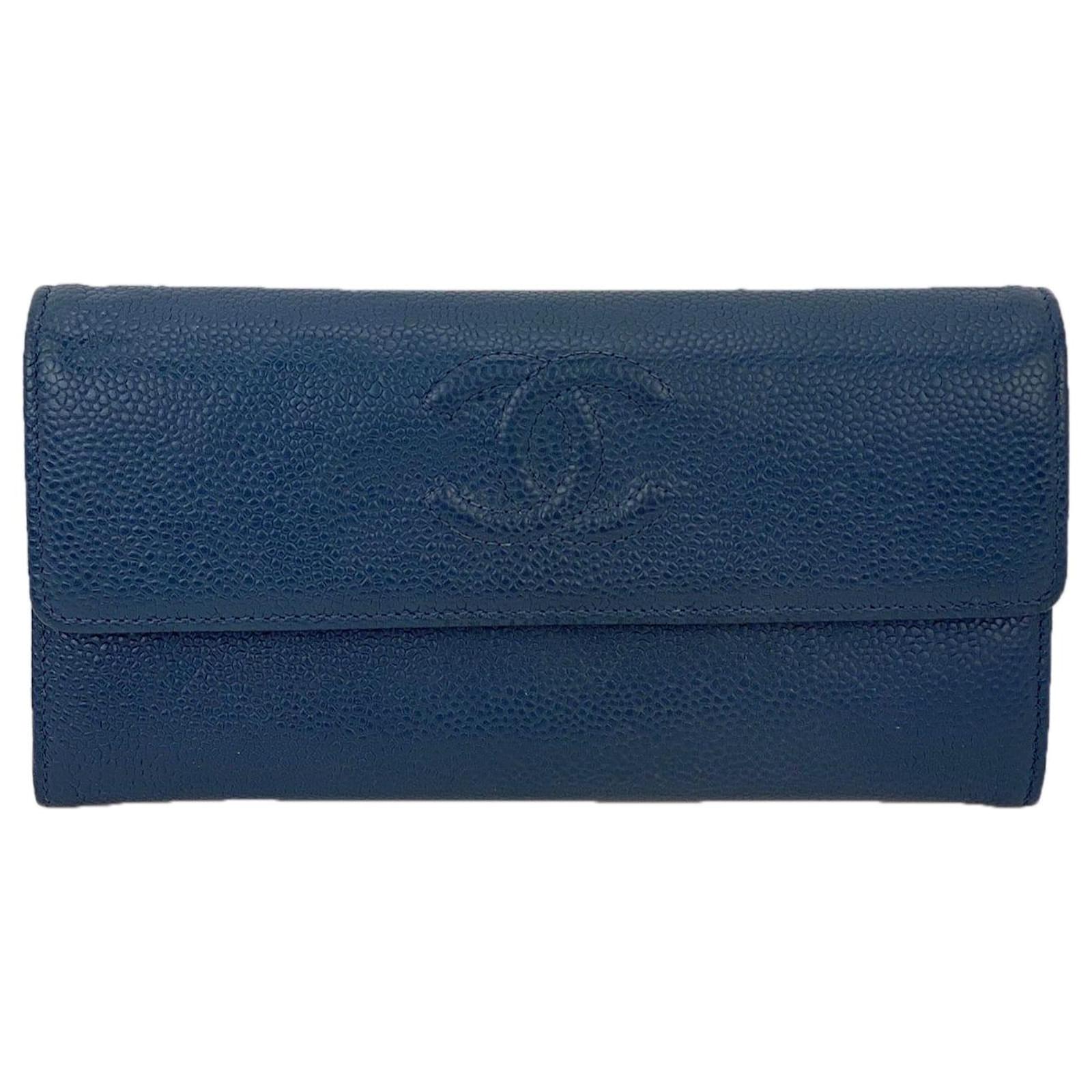 Chanel Wallet Timeless CC Logo Long Wallet azul marino de segunda mano Cuero ref.674014 - Closet