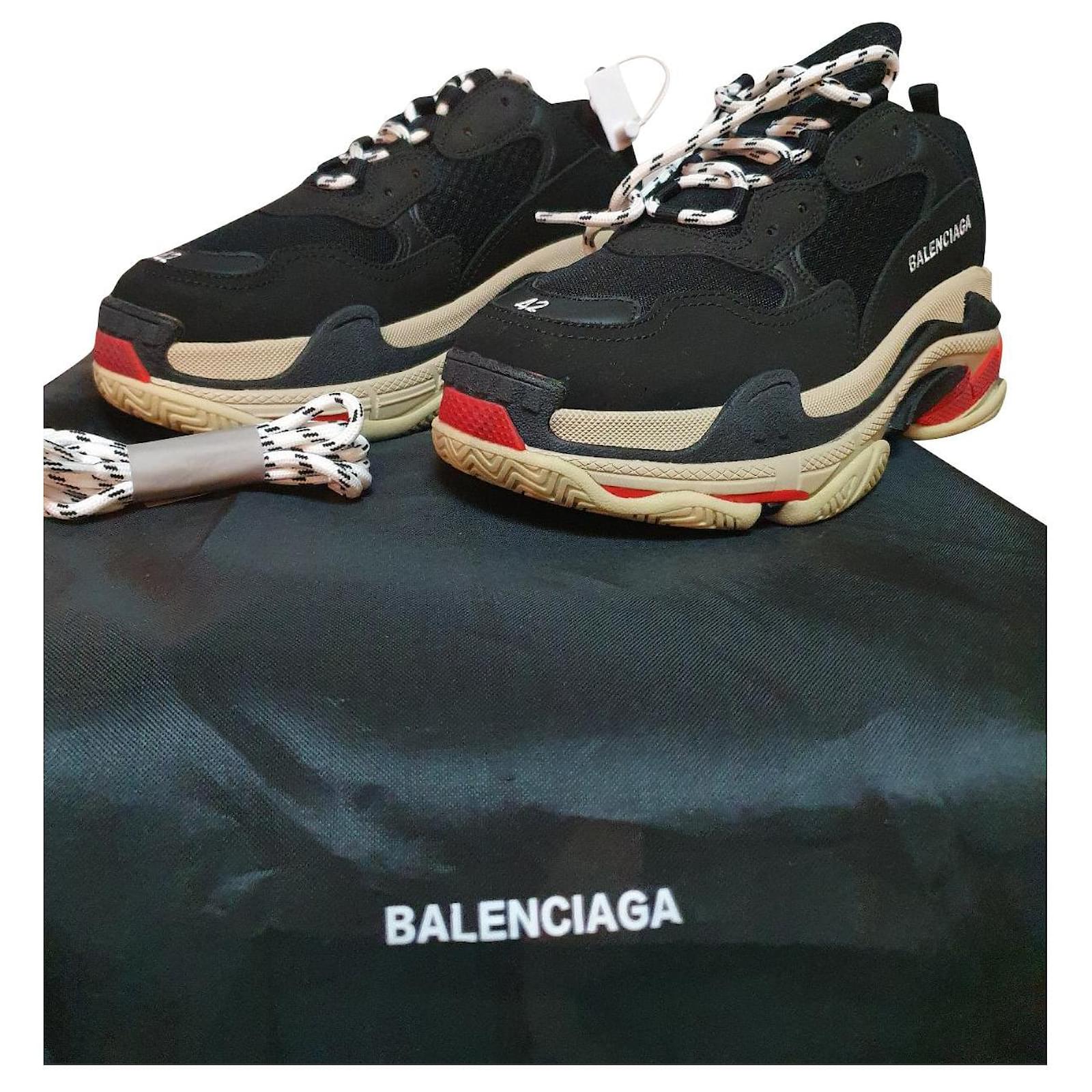 Balenciaga Triple S Black Acrylic ref.674346 - Joli Closet