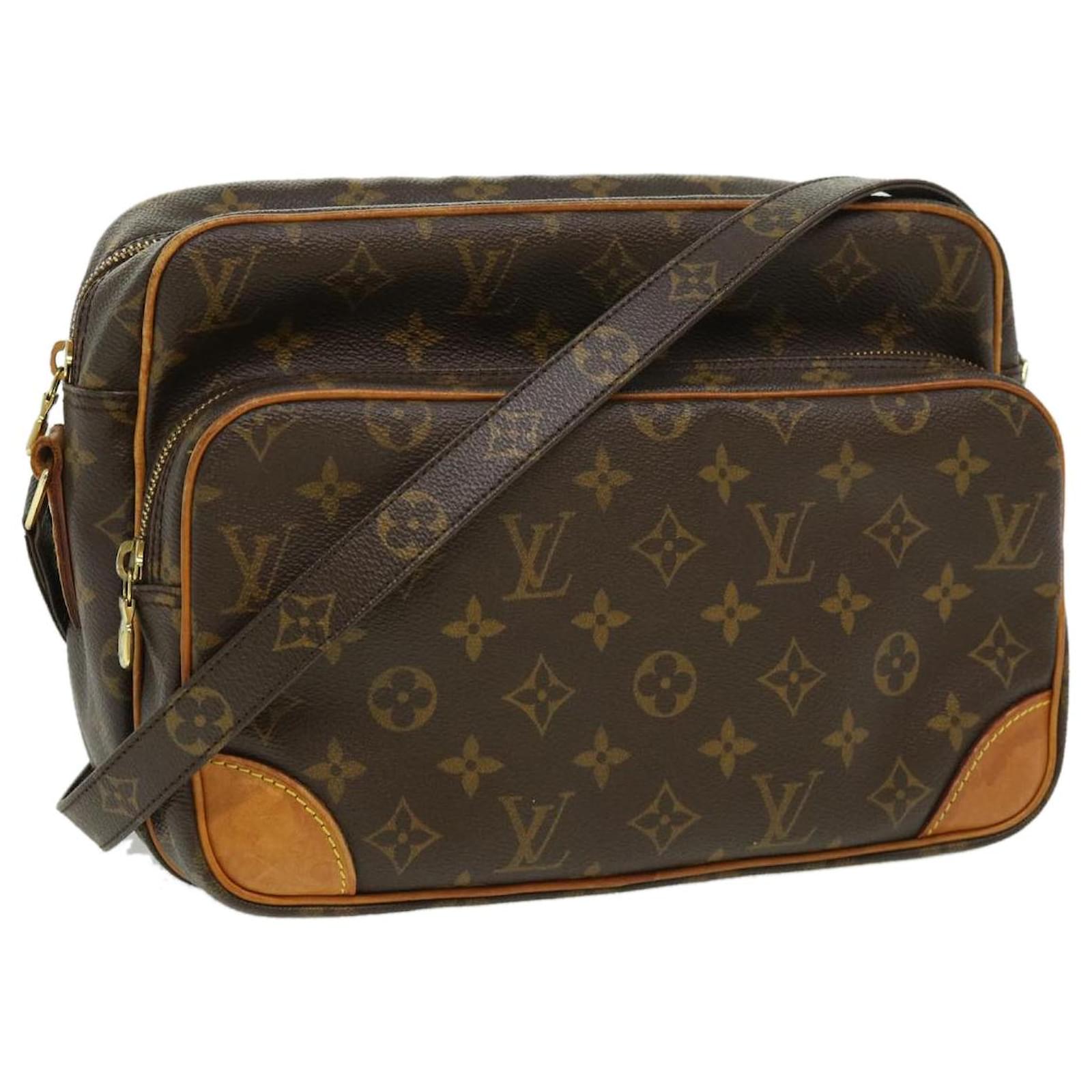 LOUIS VUITTON Louis Vuitton Nile shoulder bag monogram M45244