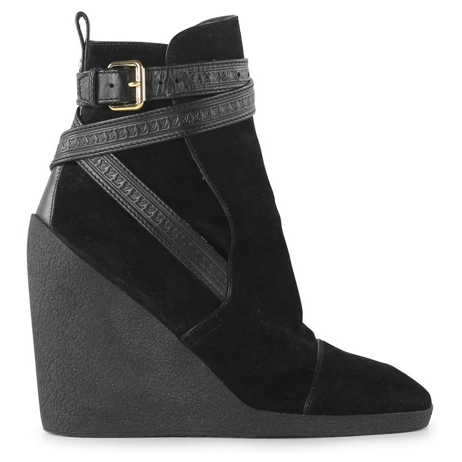 Louis Vuitton Black suede Crossroads Wedge Heeled Ankle Boots ref