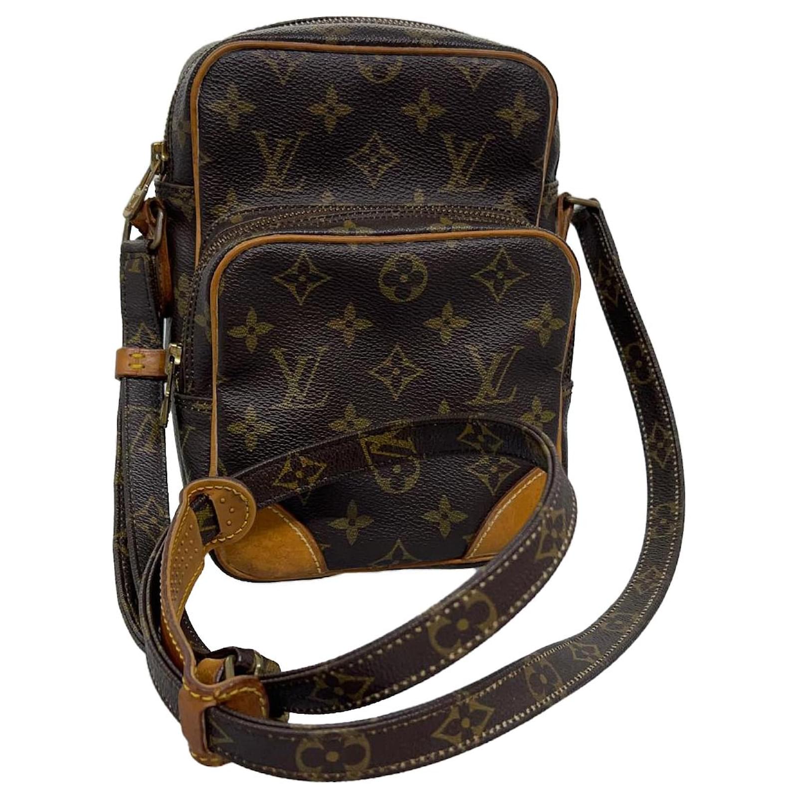 LOUIS VUITTON Shoulder Bag Monogram LV  M45236