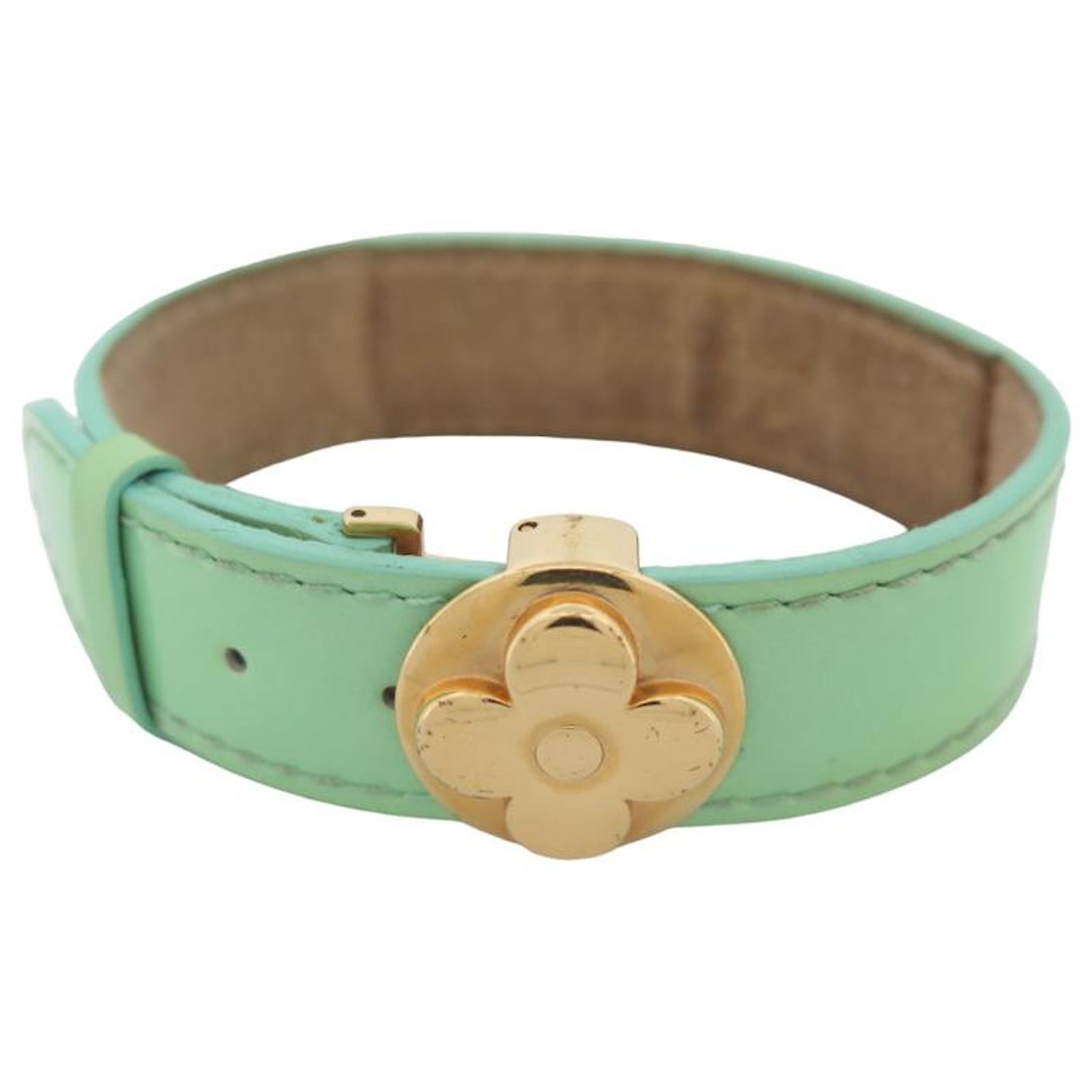 louis vuitton bracelet flower green