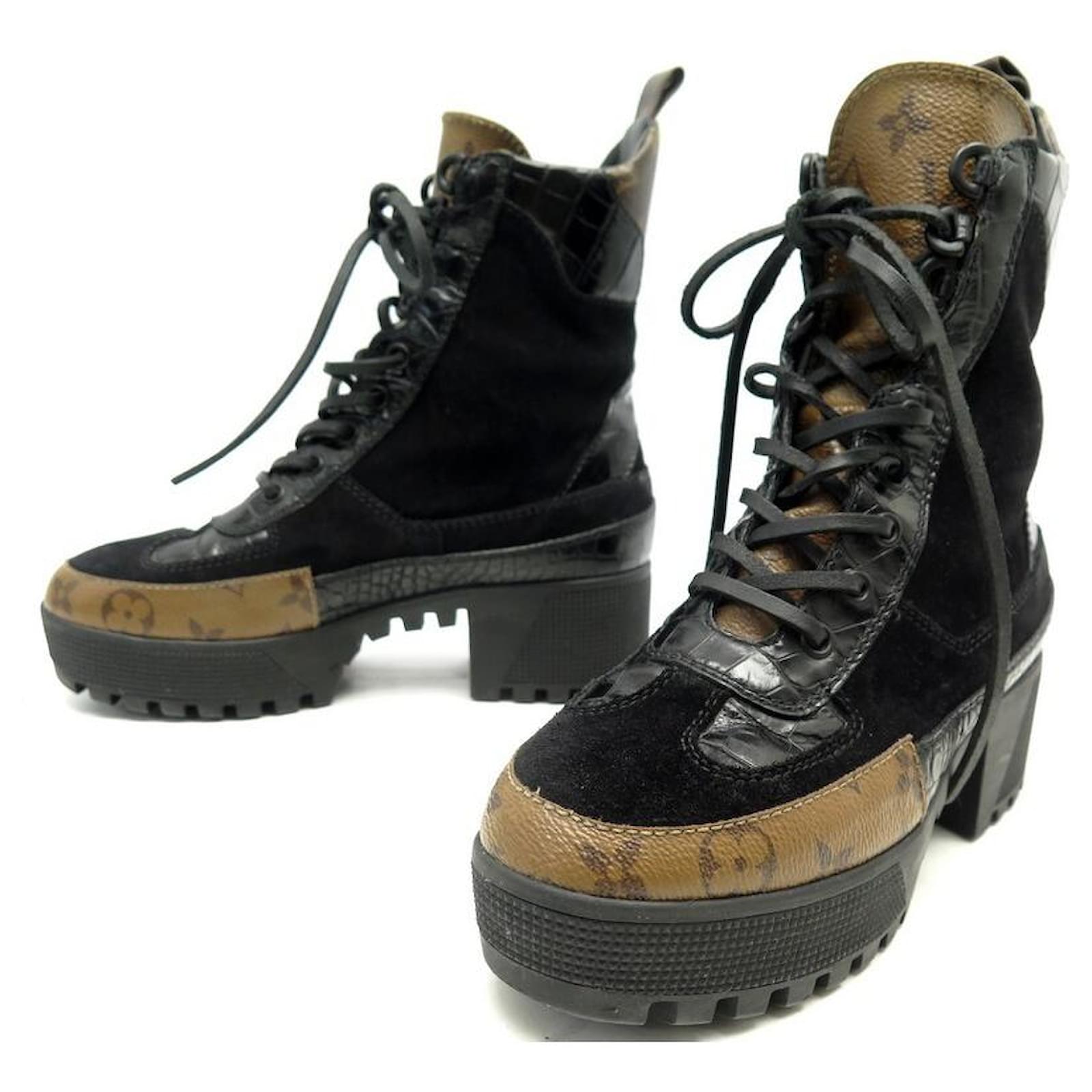 Laureate Platform Desert Boot - Shoes