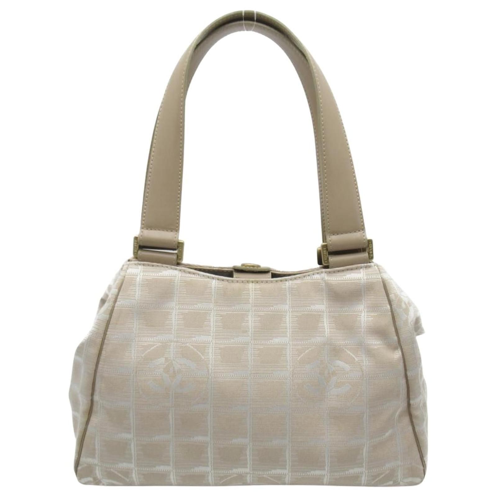 Chanel Travel line Beige Cloth ref.686153 - Joli Closet