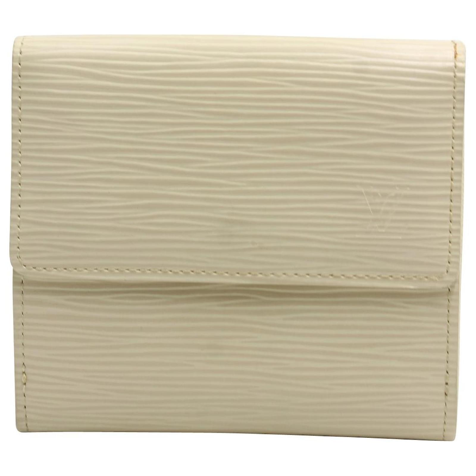 Louis Vuitton Epi Leather Cream Wallet ref.687283 - Joli Closet