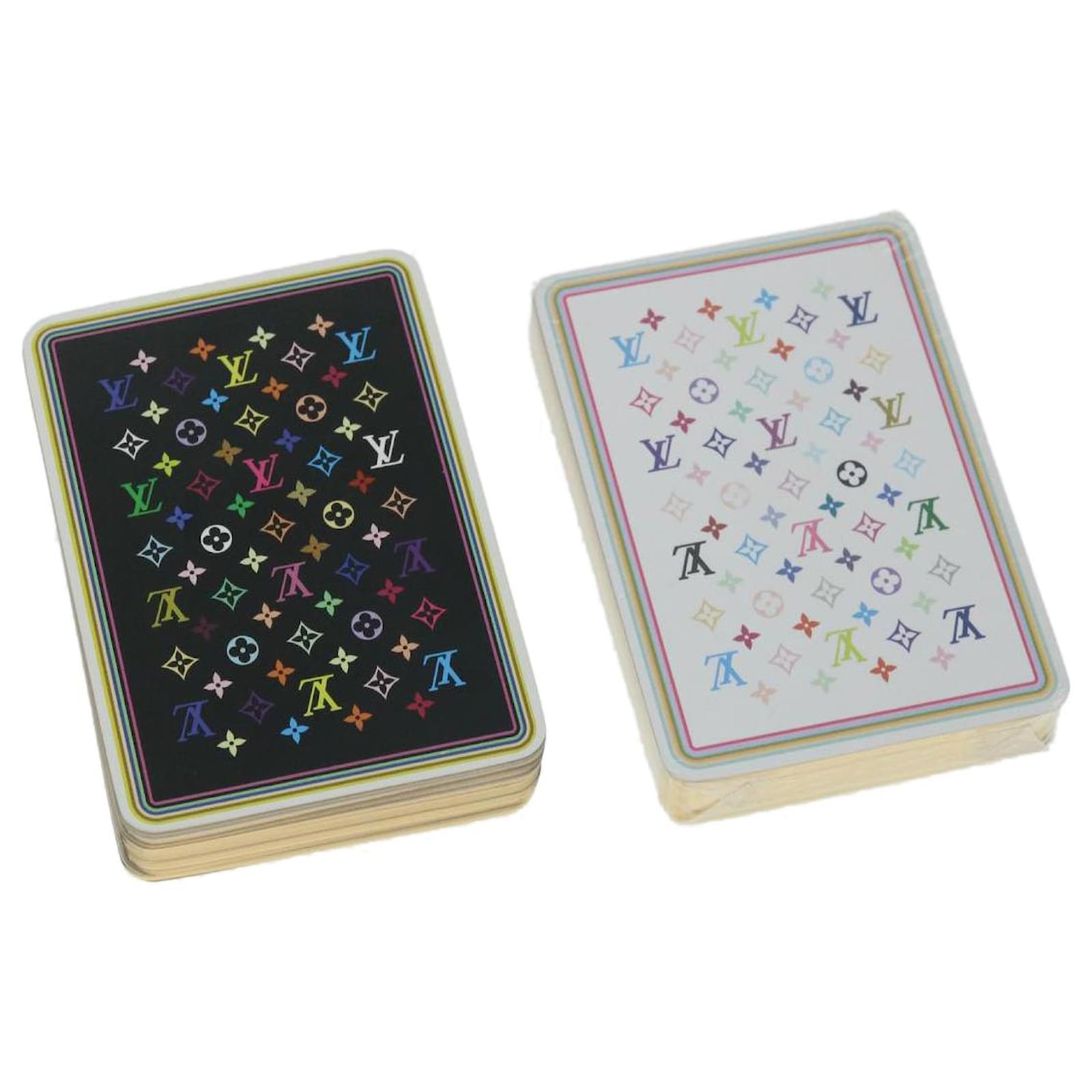 LOUIS VUITTON Multicolor Playing Cards VIP only White Black LV Auth 32323a  ref.687424 - Joli Closet