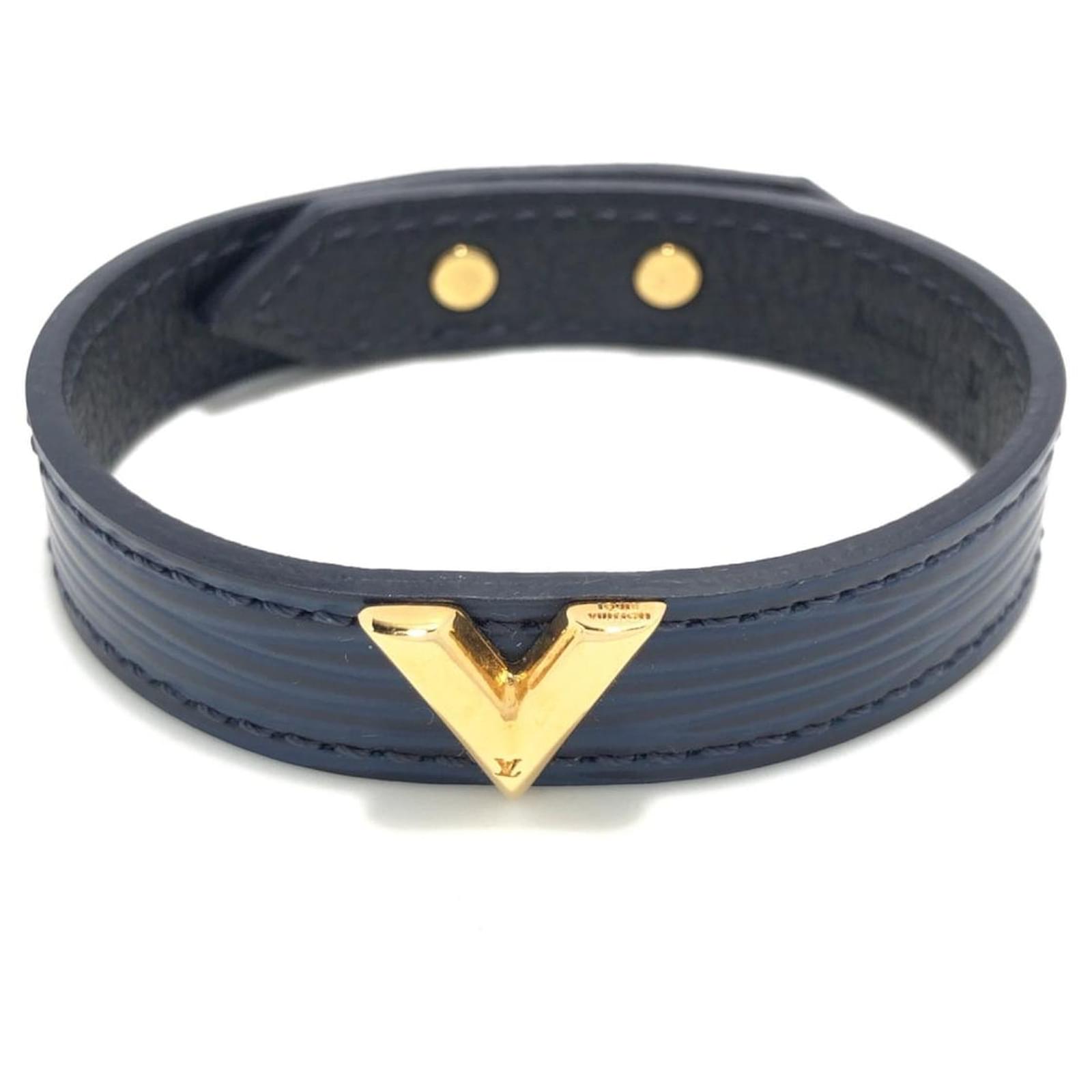 Louis Vuitton Essential V Black Leather ref.687642 - Joli Closet