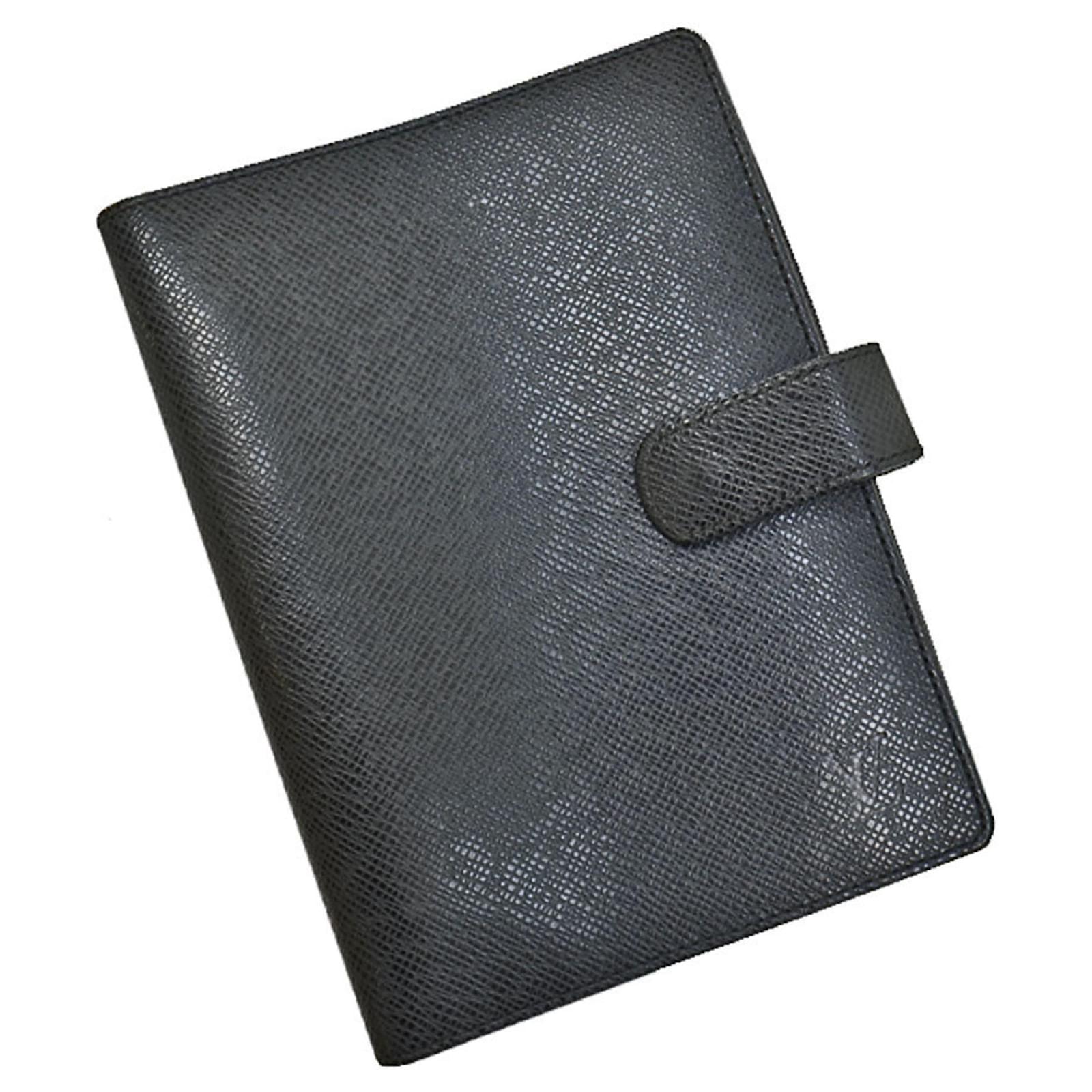Louis Vuitton Agenda Cover Black Leather ref.689730 - Joli Closet